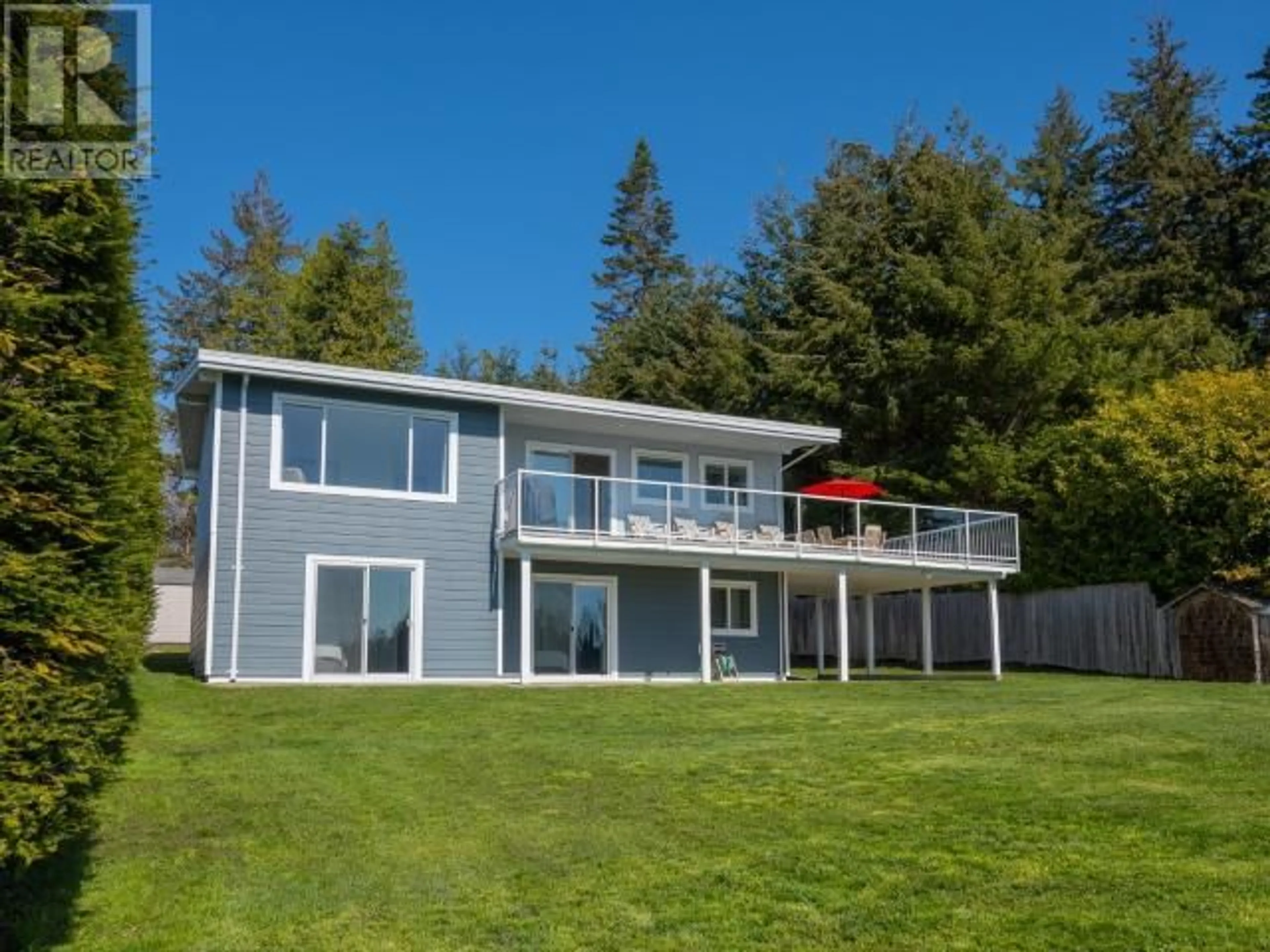 Home with vinyl exterior material, water/lake/river/ocean view for 1752 HOLLINGSWORTH ROAD, Powell River British Columbia V8A0M4