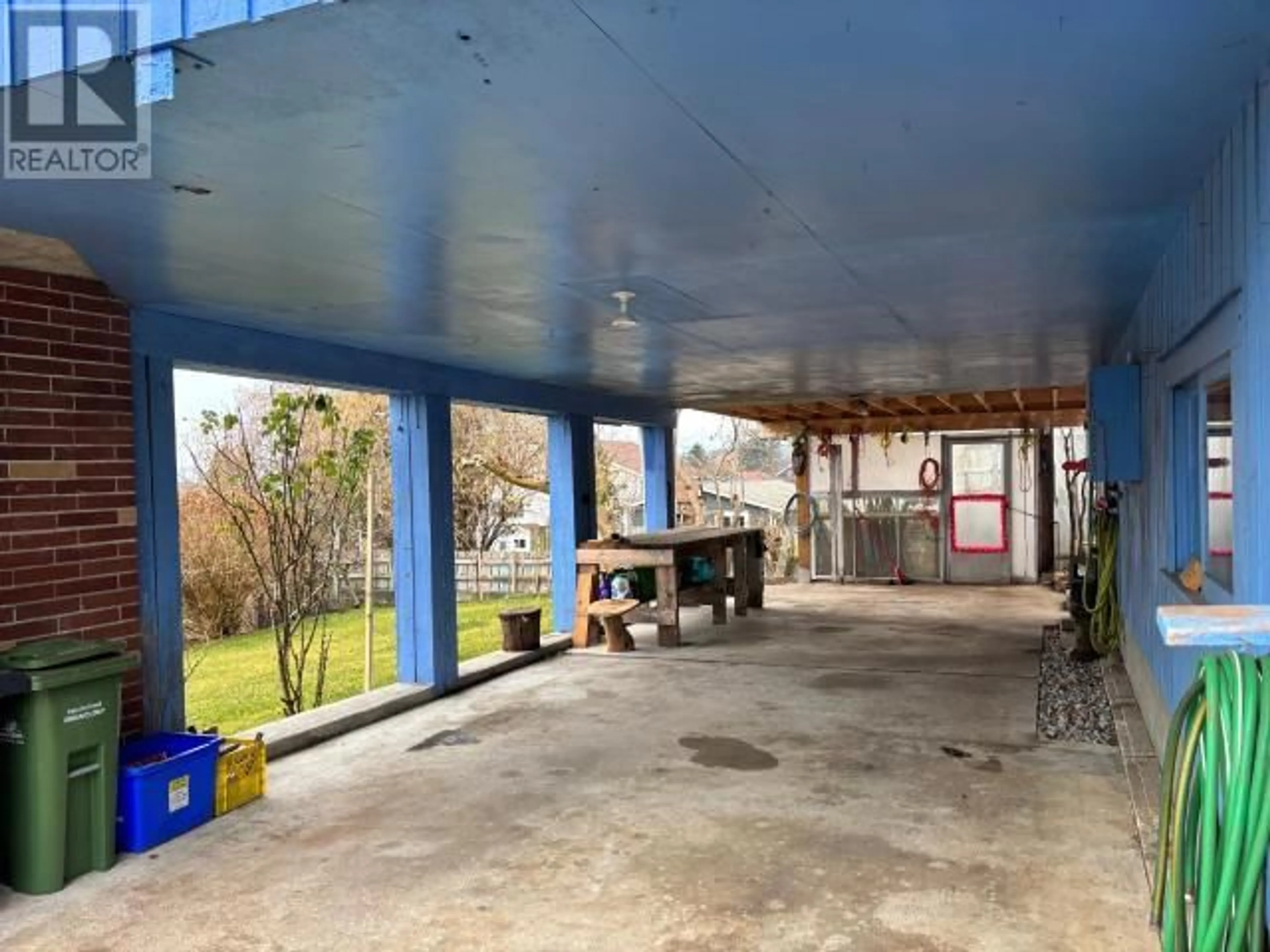 Unknown for 6899 KAMLOOPS STREET, Powell River British Columbia