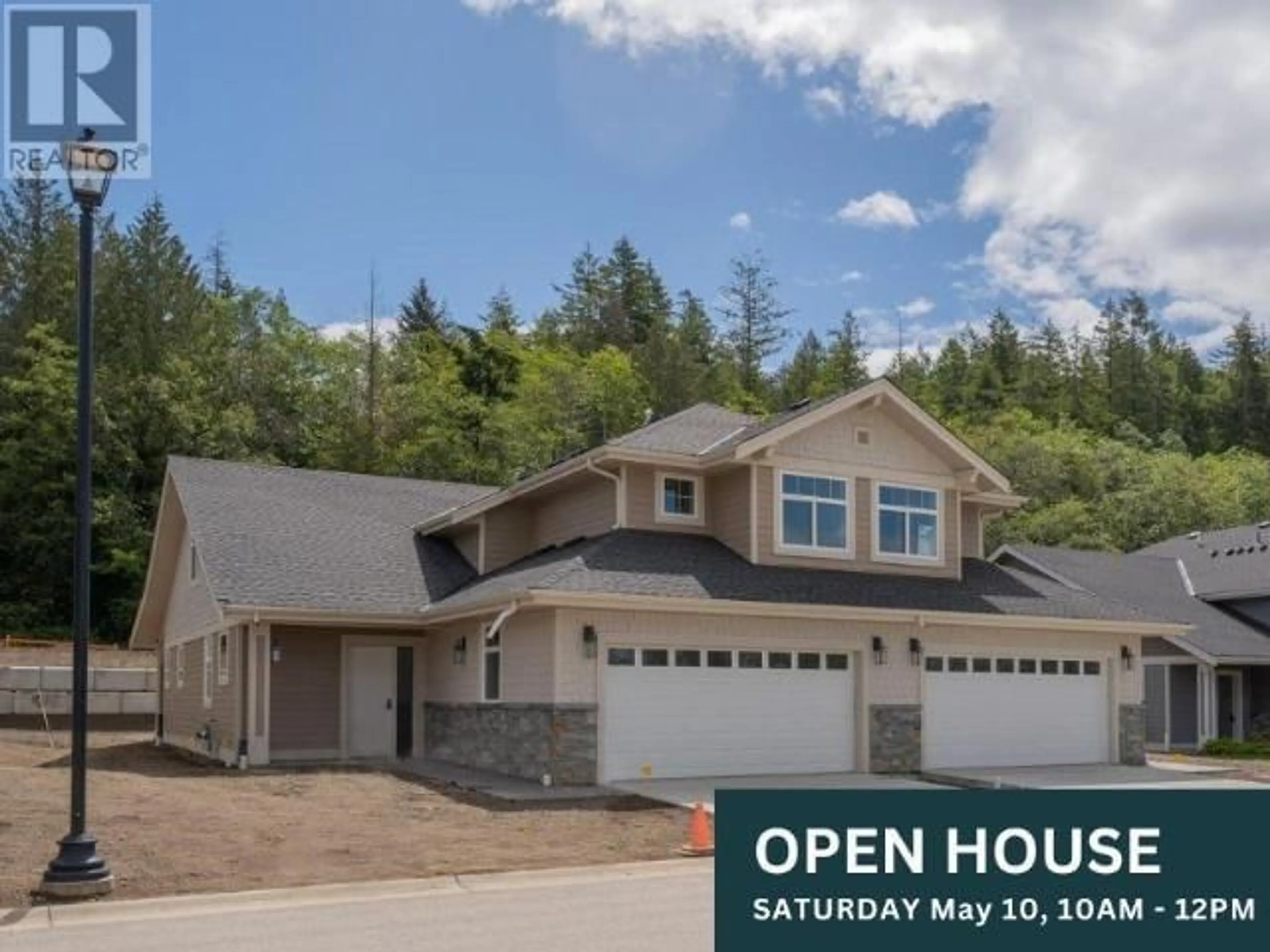 Home with vinyl exterior material, unknown for 4066 SATURNA AVE, Powell River British Columbia V8A5T4