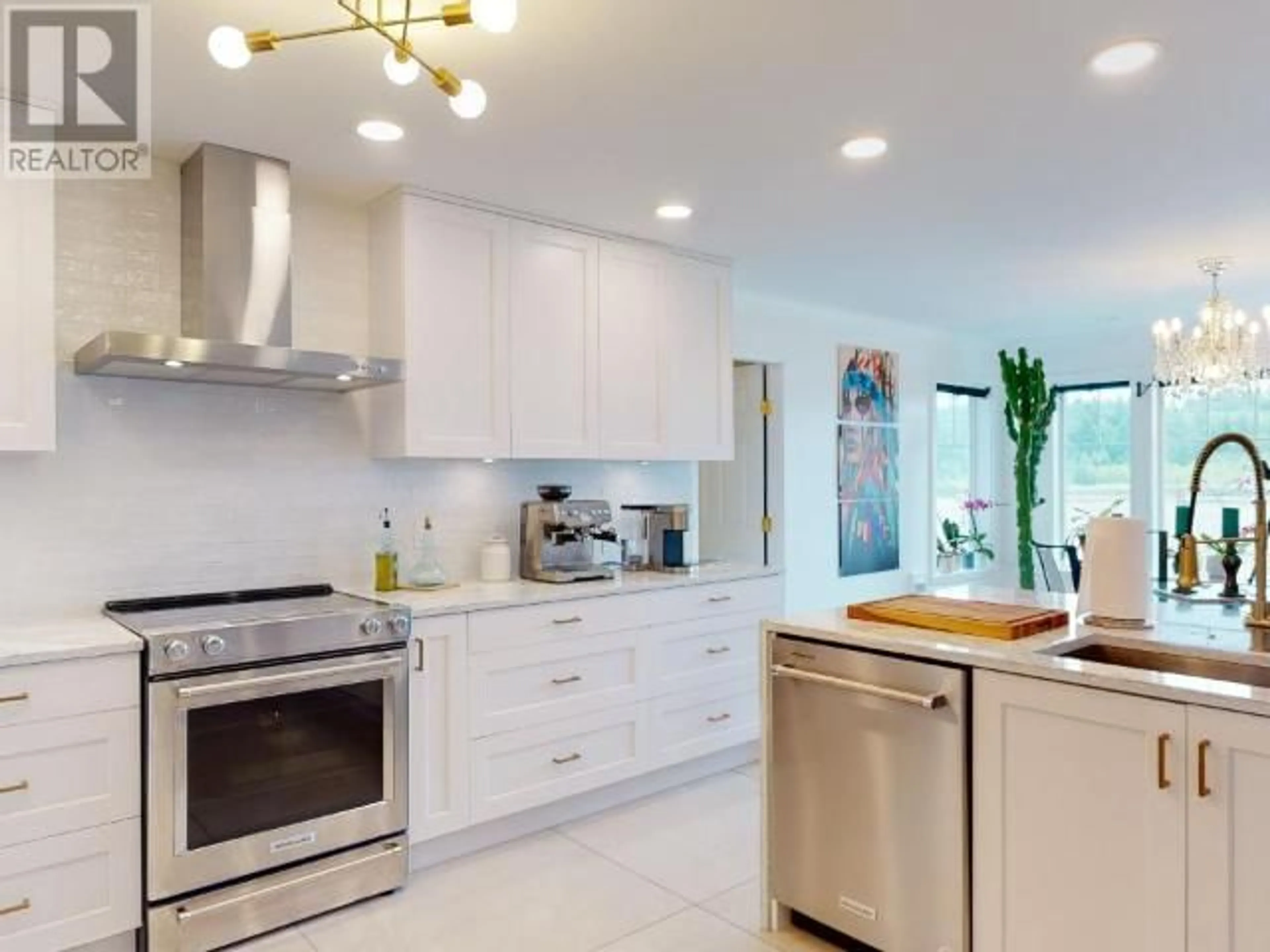 Contemporary kitchen, ceramic/tile floor for 2108 MAHOOD ROAD, Powell River British Columbia V8A0L3