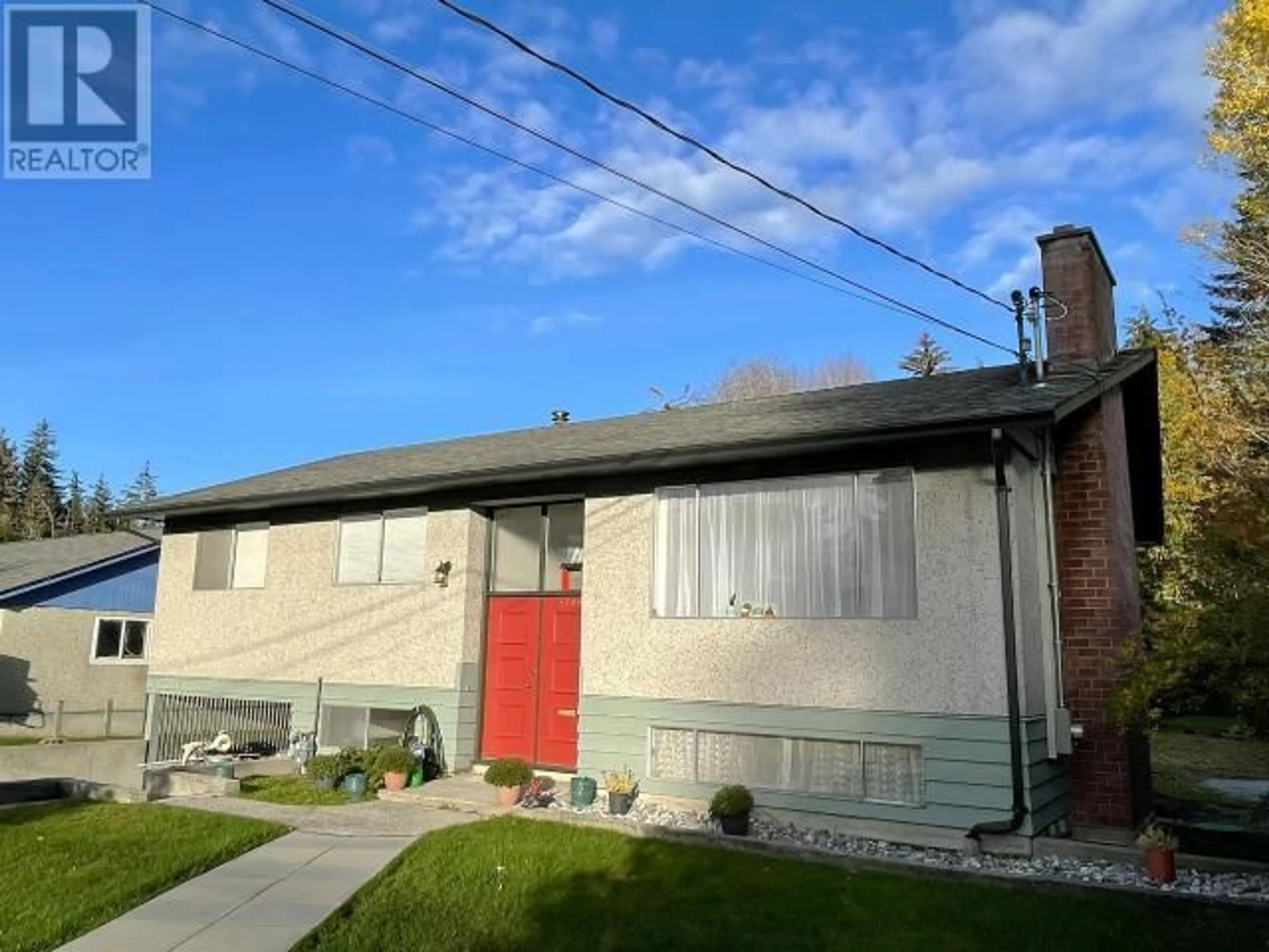 Home with brick exterior material, street for 5044 MANSON AVE, Powell River British Columbia