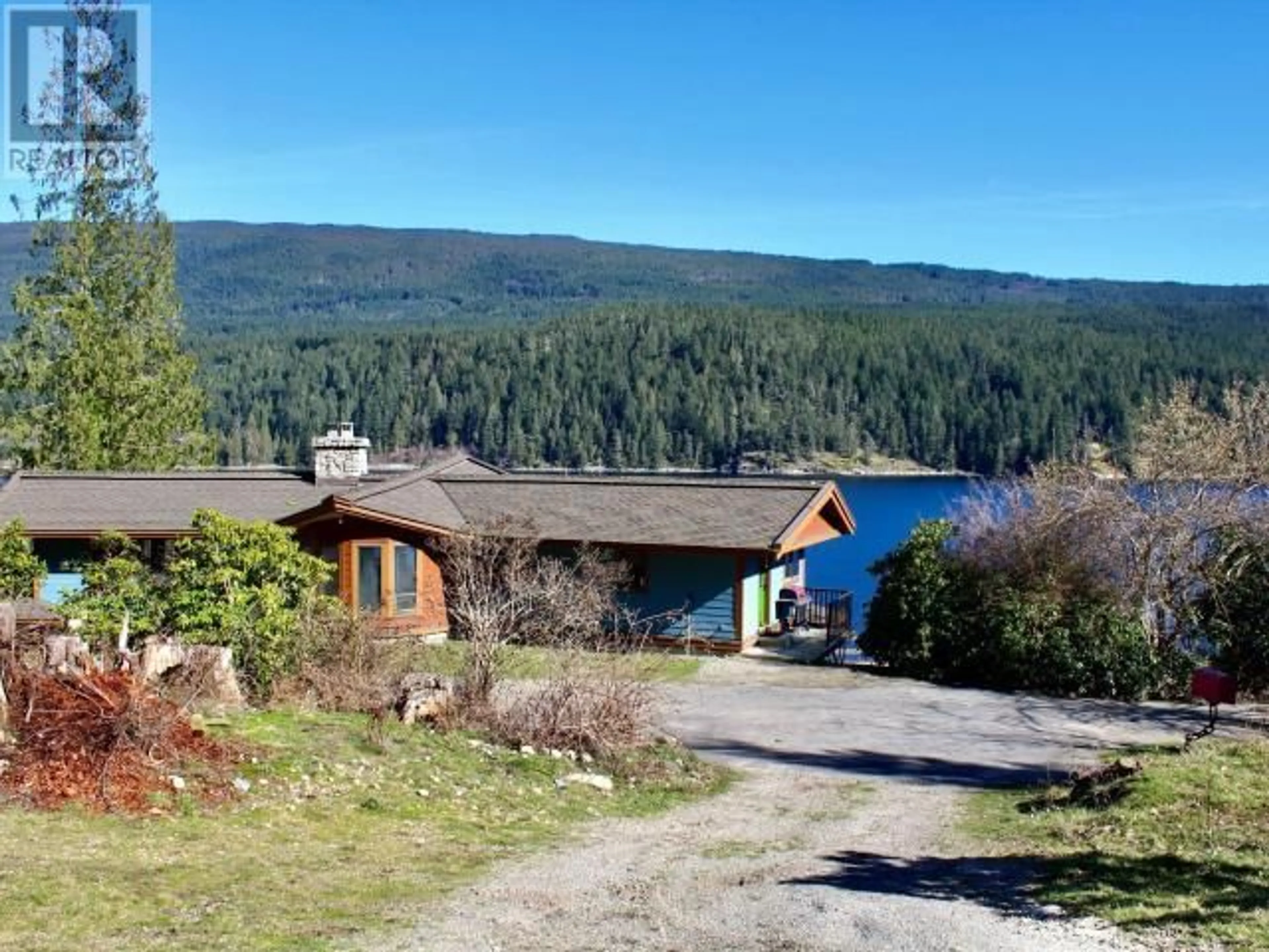 A pic from outside/outdoor area/front of a property/back of a property/a pic from drone, water/lake/river/ocean view for 2870 DANGIO ROAD, Powell River British Columbia V8A0G3