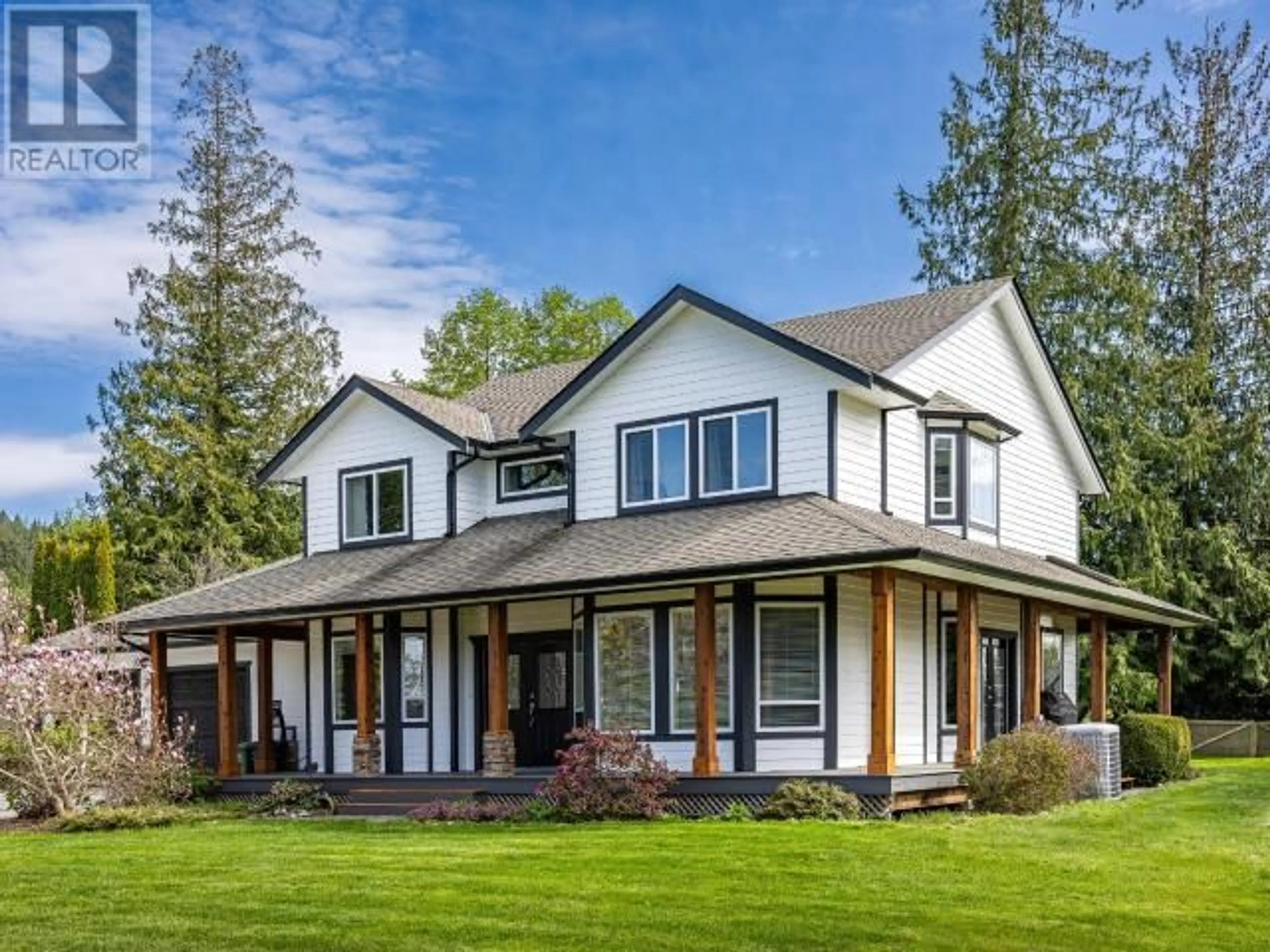 Home with vinyl exterior material, unknown for 7160 KEMANO STREET, Powell River British Columbia V8A1L9