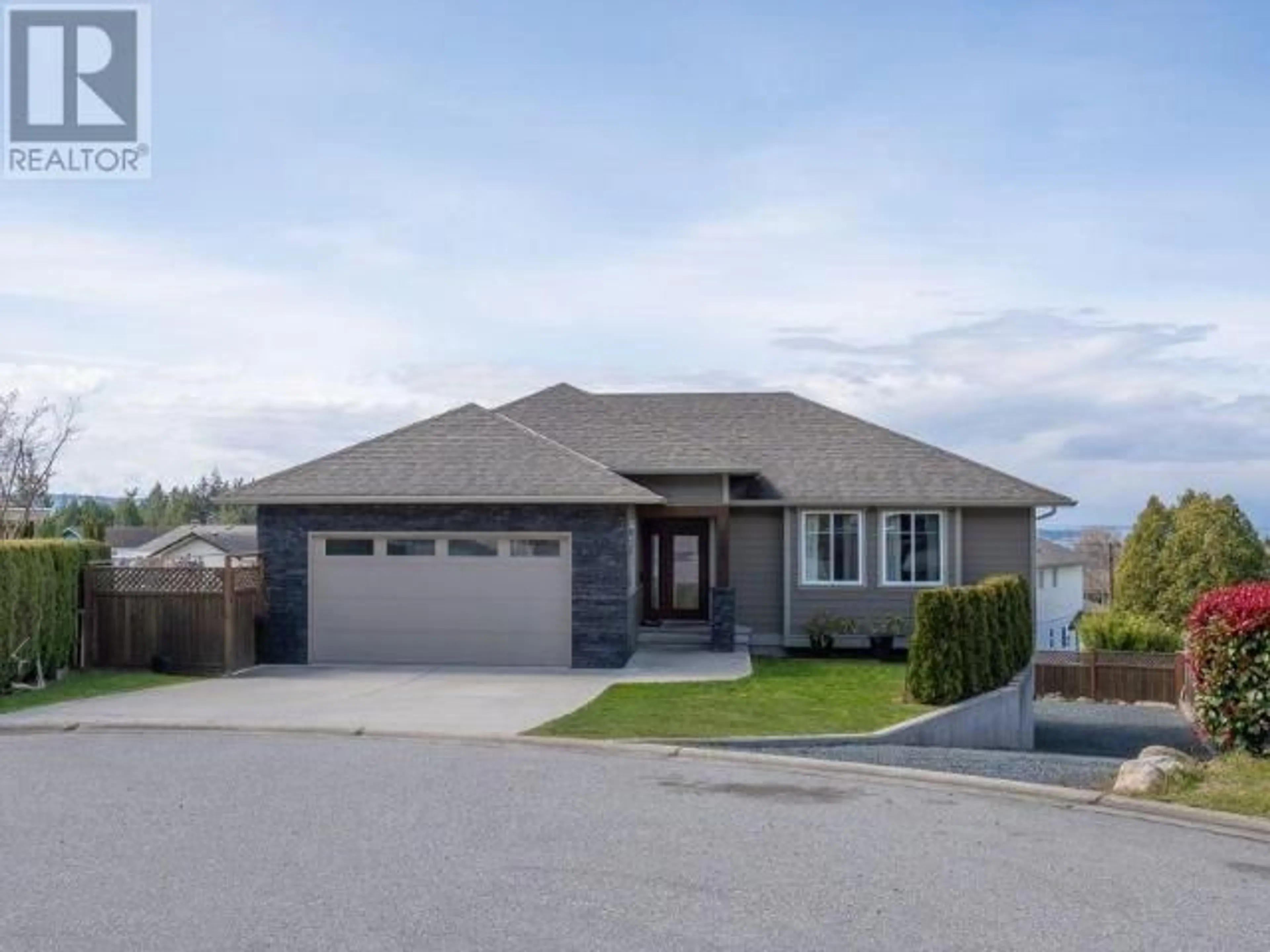 Home with brick exterior material, street for 3783 TRAIL PLACE, Powell River British Columbia v8a5l3