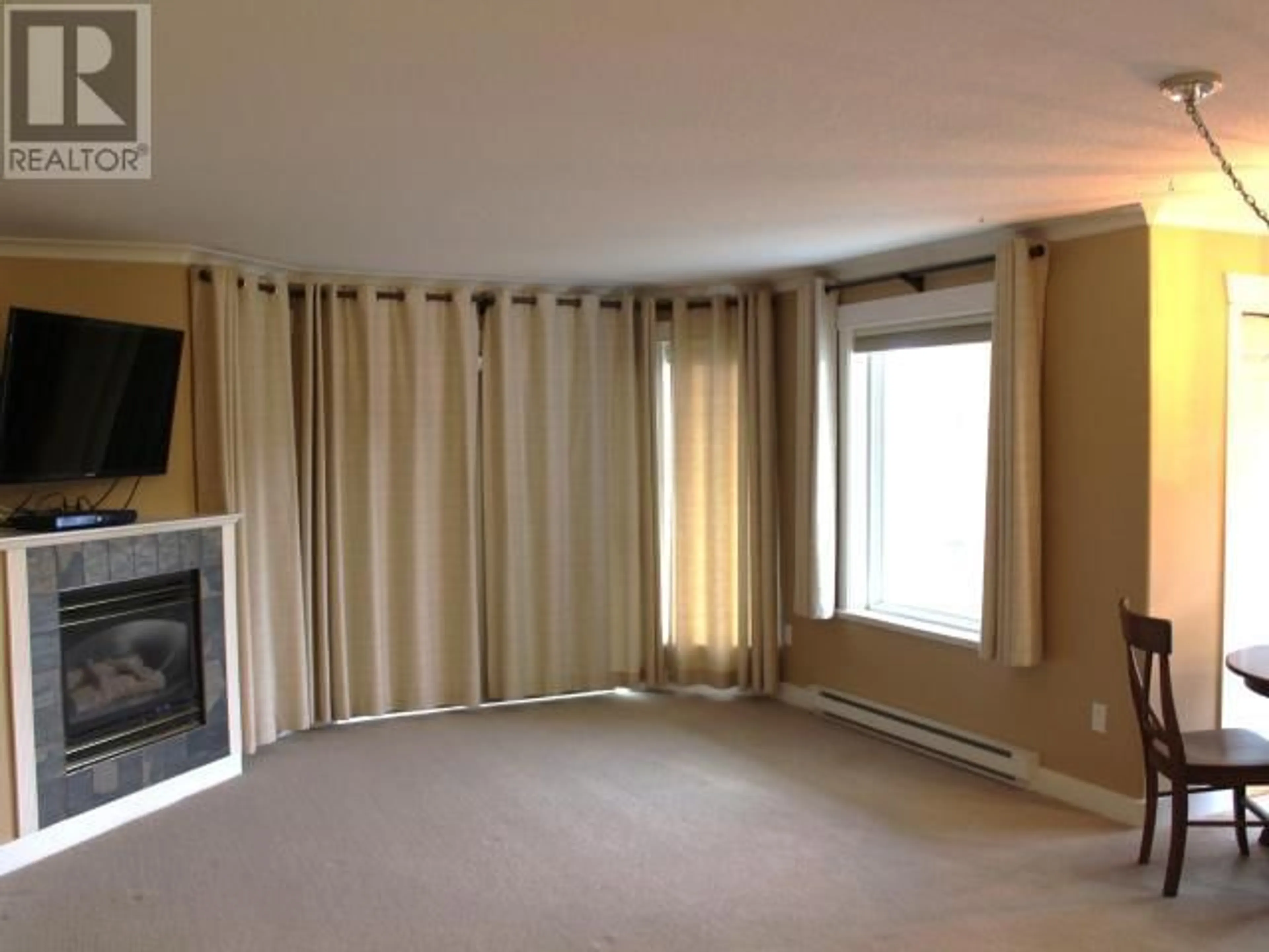 A pic of a room for 204 - 4510 WILLINGDON AVE, Powell River British Columbia