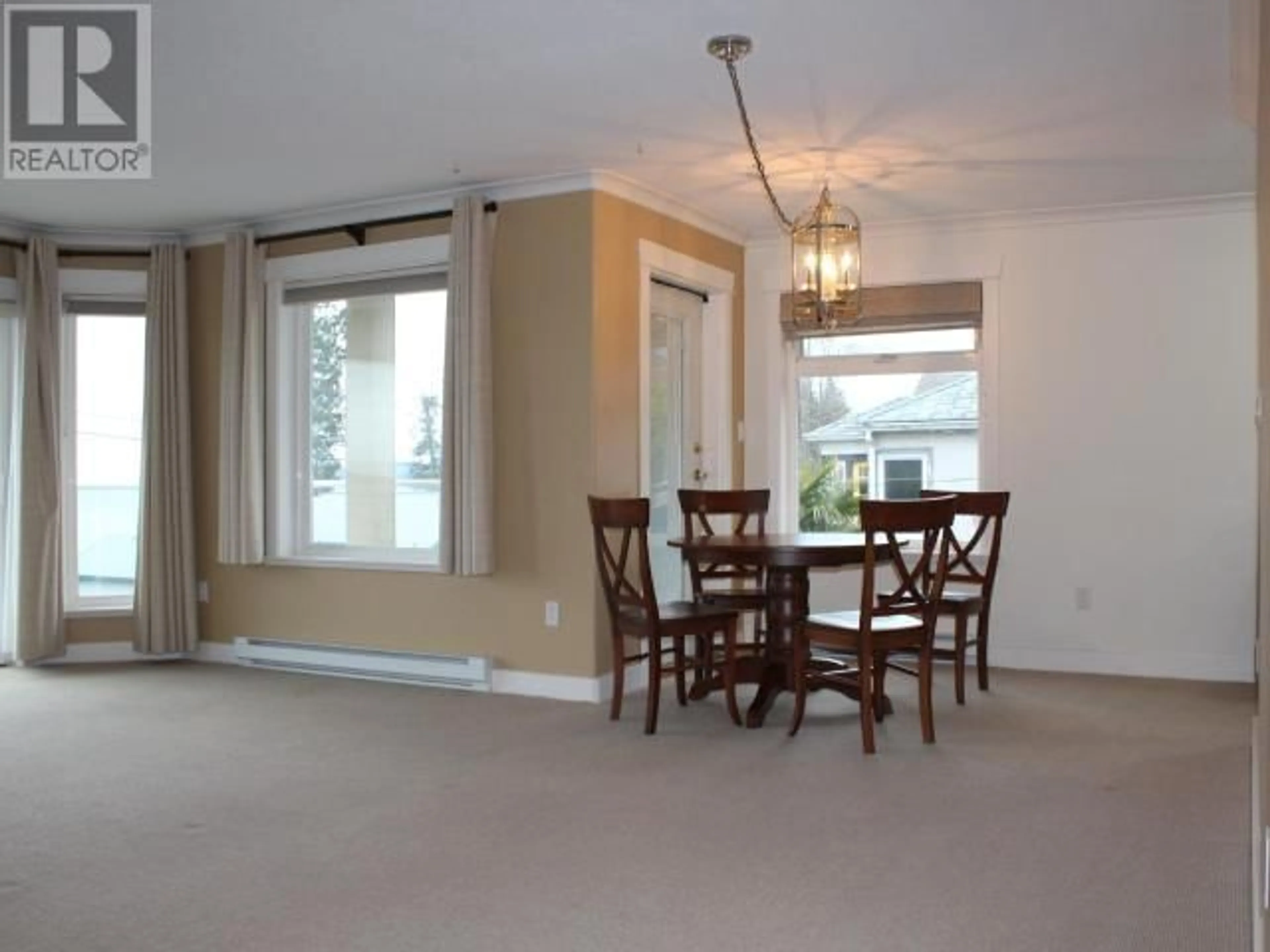 Standard kitchen, ceramic/tile floor for 204 - 4510 WILLINGDON AVE, Powell River British Columbia