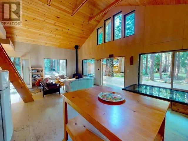 1157 TENNYSON RD, Savary Island 4