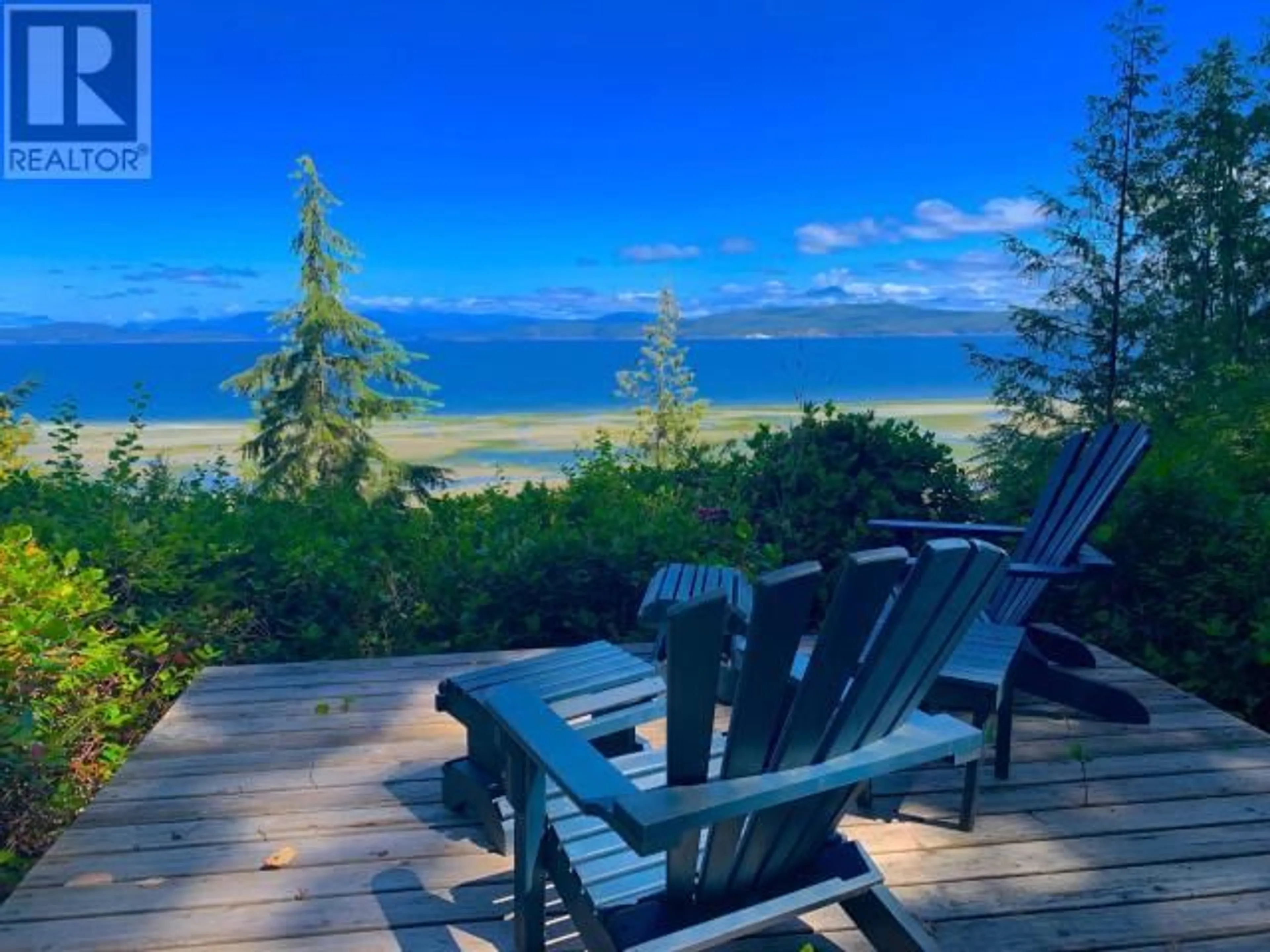 A pic from outside/outdoor area/front of a property/back of a property/a pic from drone, water/lake/river/ocean view for 72 - 1576 SAVARY ISLAND ROAD, Savary Island British Columbia