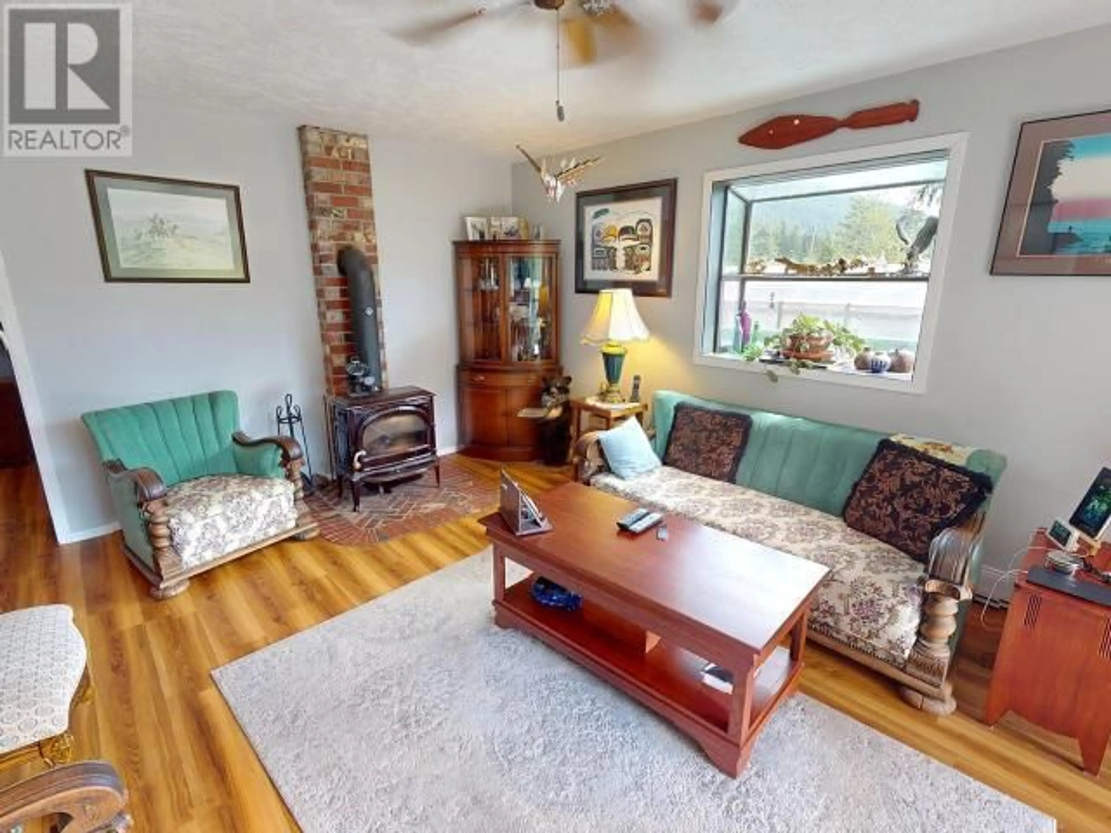 Living room with furniture, unknown for 12328 HIGHWAY 101, Powell River British Columbia V8A0M9