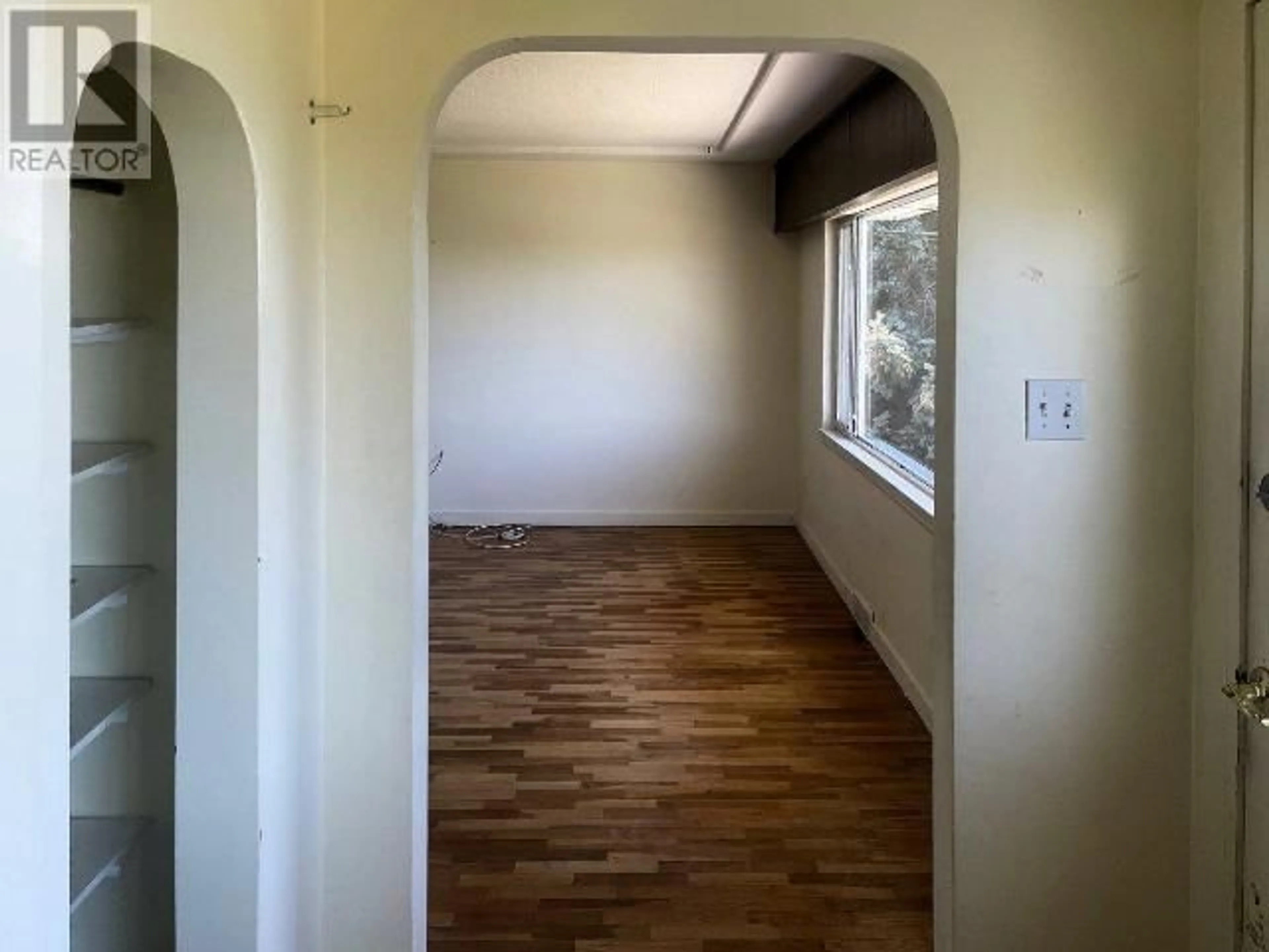 A pic of a room for 4096 MARINE AVE, Powell River British Columbia