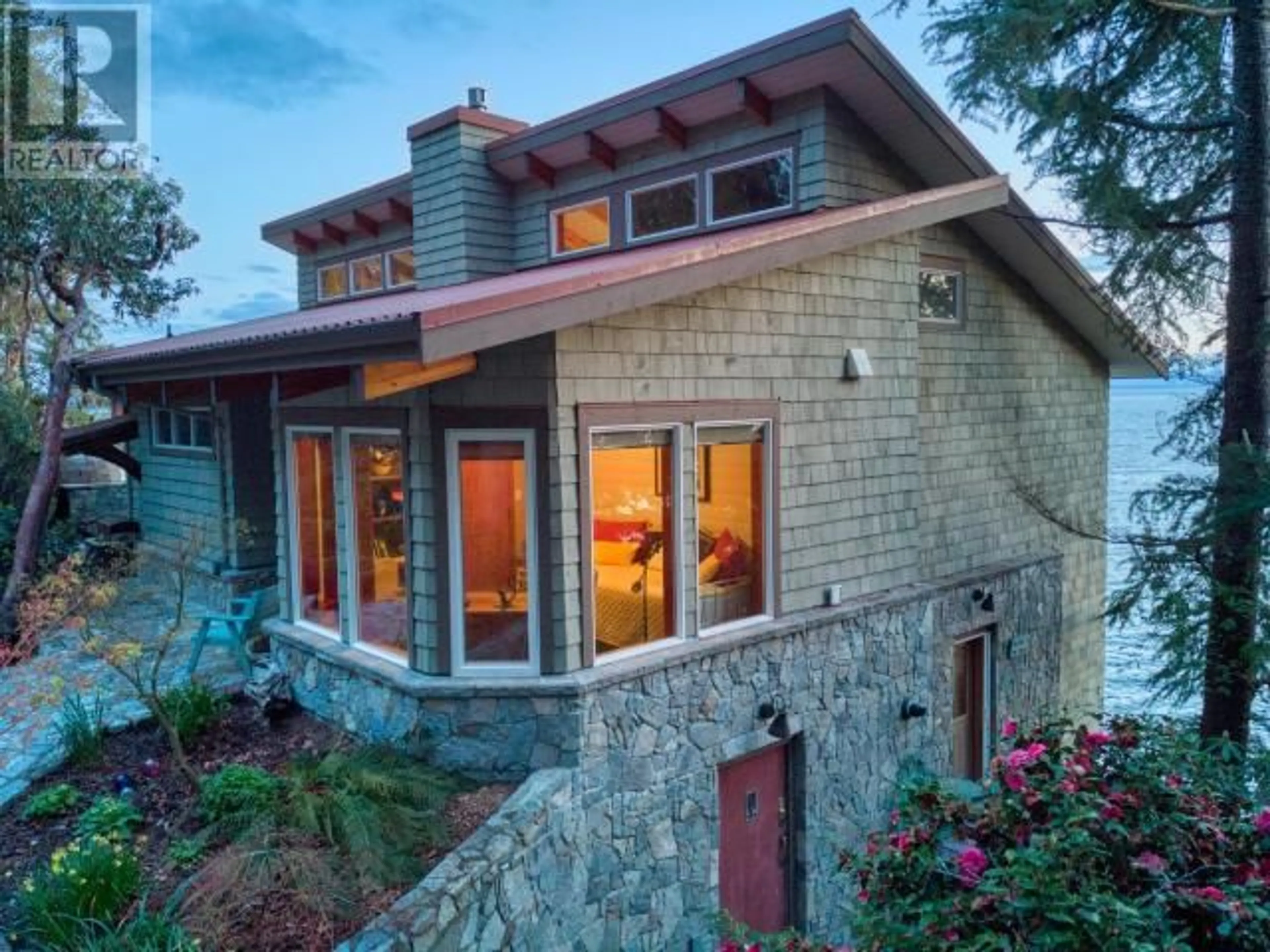 Home with brick exterior material, building for 3391 ATREVIDA ROAD, Powell River British Columbia V8A0E1