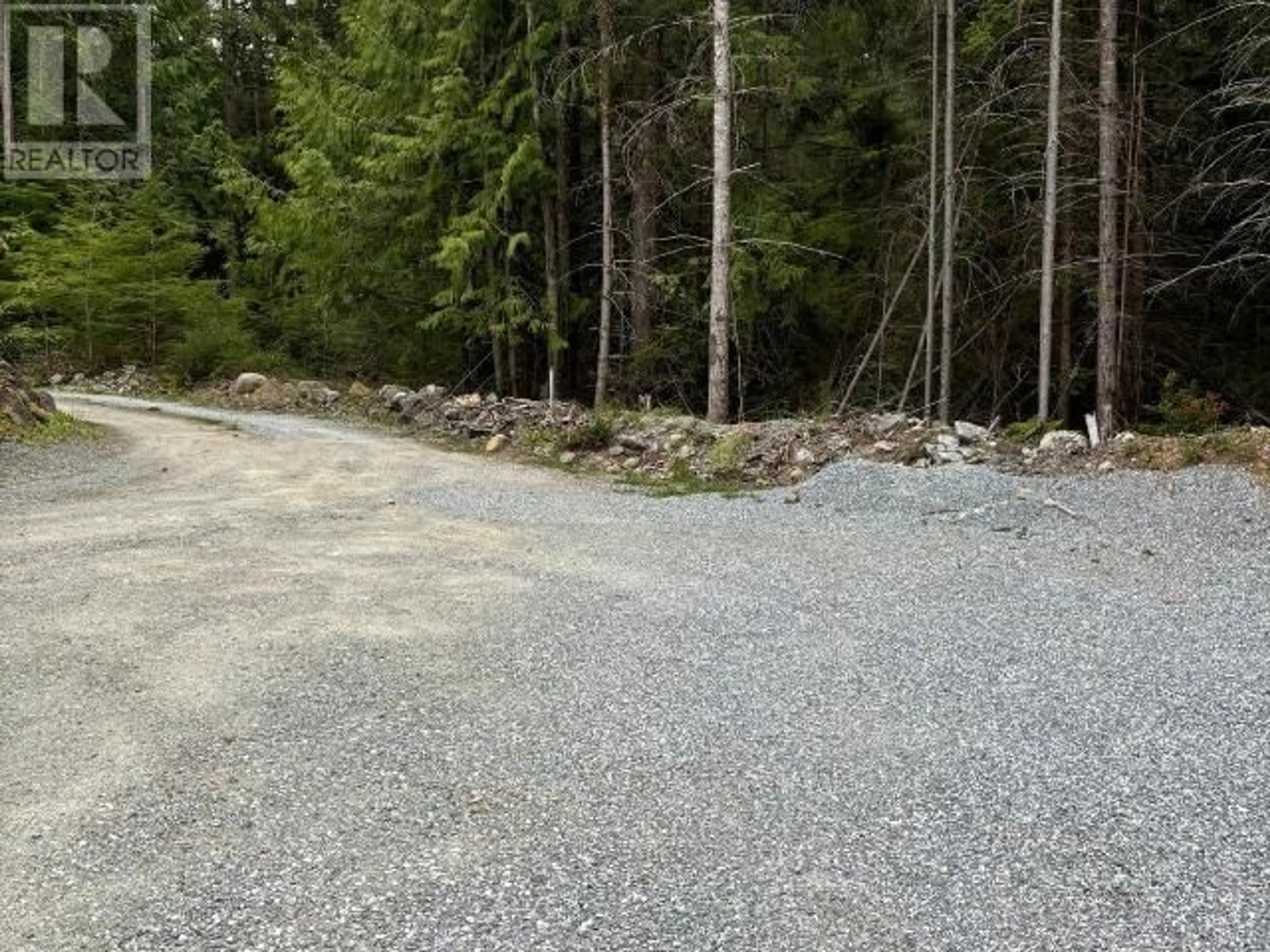 Parking for 1825 BLUBBER BAY RD, Texada Island British Columbia V0N3K0