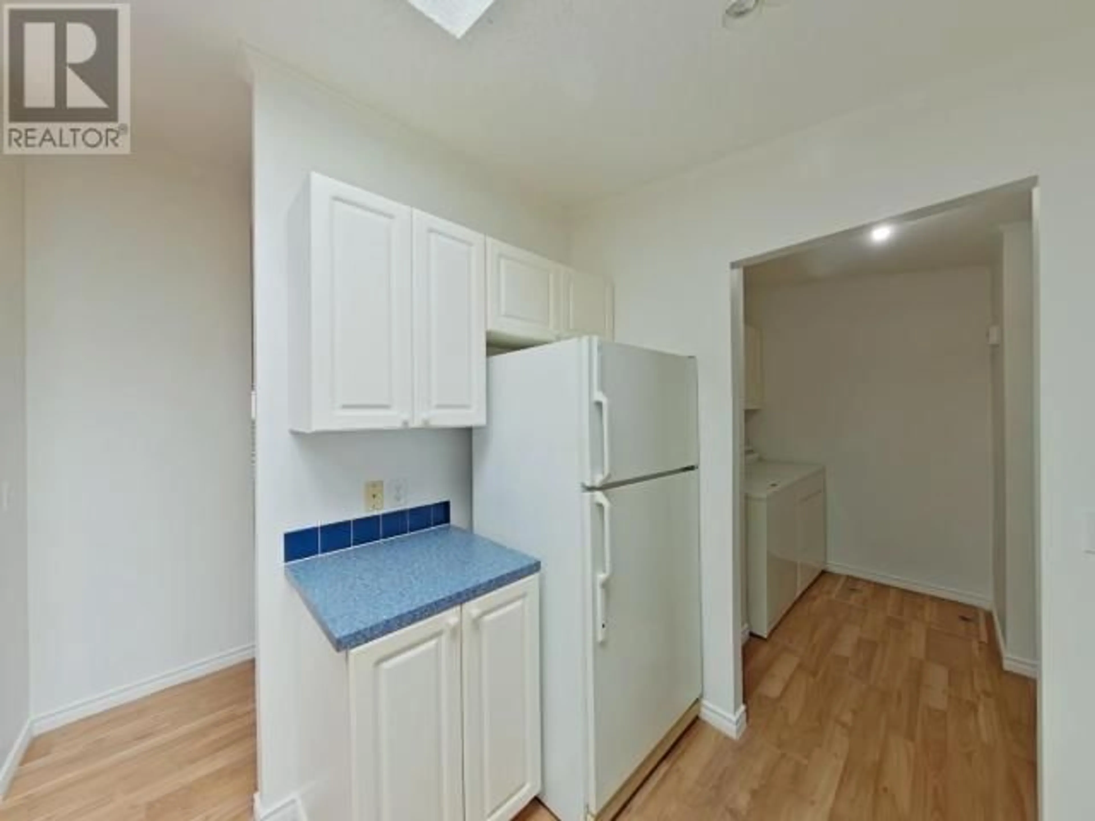 Standard kitchen, unknown for B - 4291 COLLINGWOOD WAY, Powell River British Columbia V8A5V2