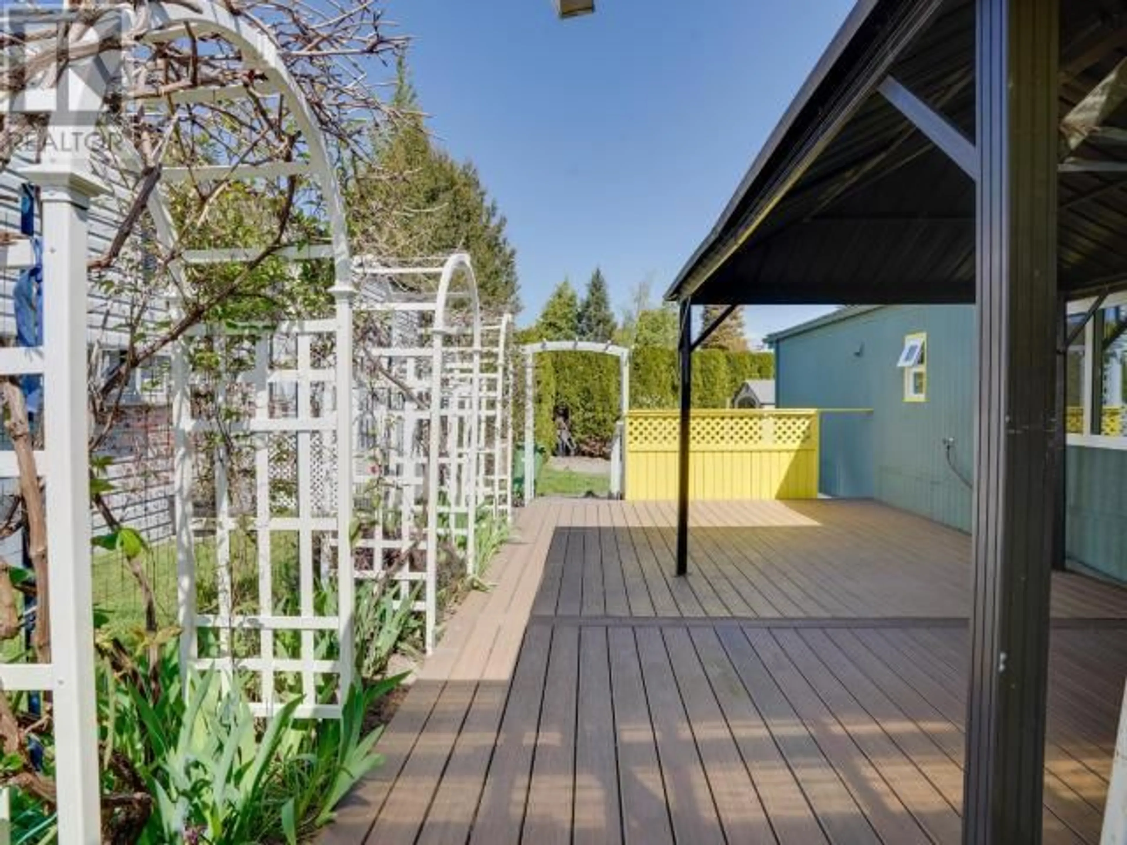 Patio, street for 67 - 7624 DUNCAN STREET, Powell River British Columbia