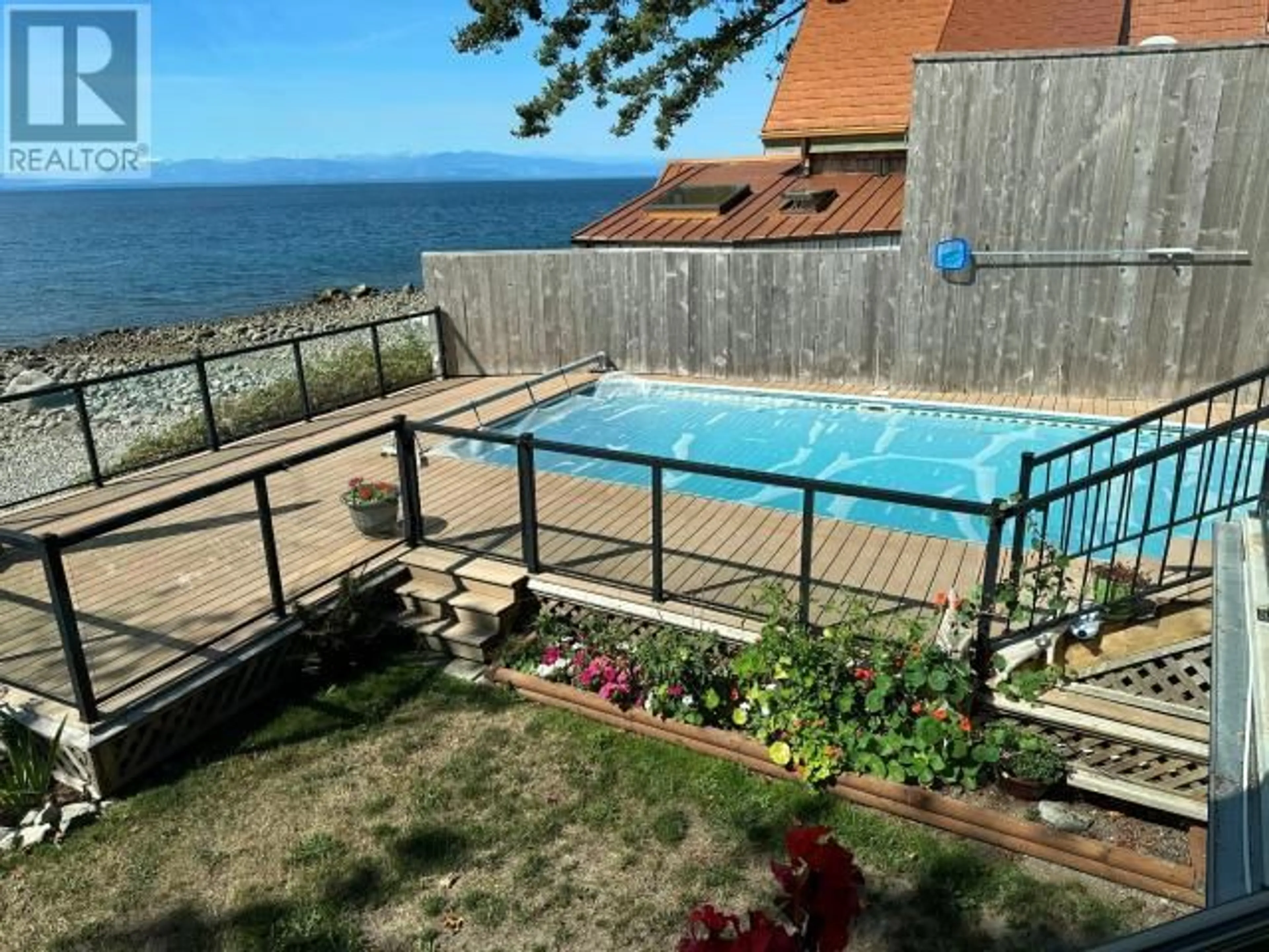 Pool for 3311 ATREVIDA ROAD, Powell River British Columbia V8A0E1