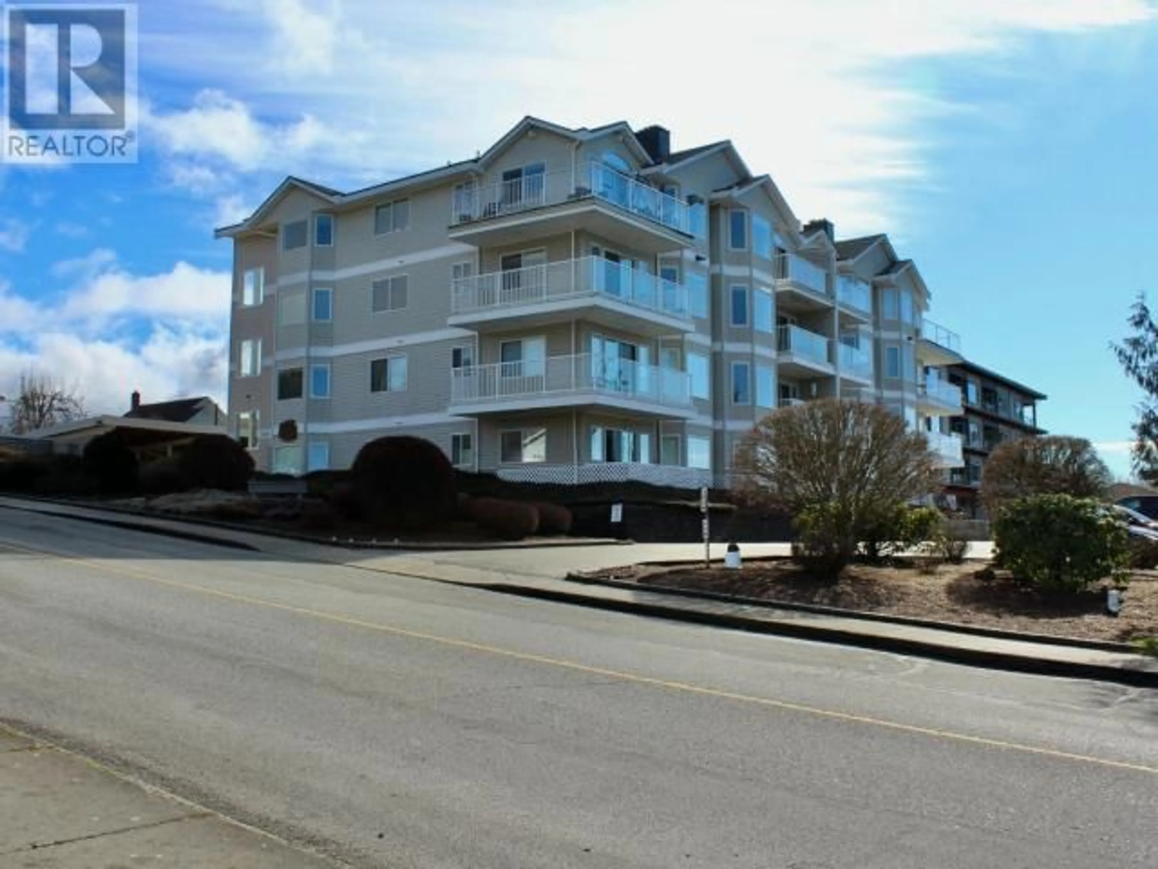 Unknown for 302 - 6900 BURNABY STREET, Powell River British Columbia V8A1Y9