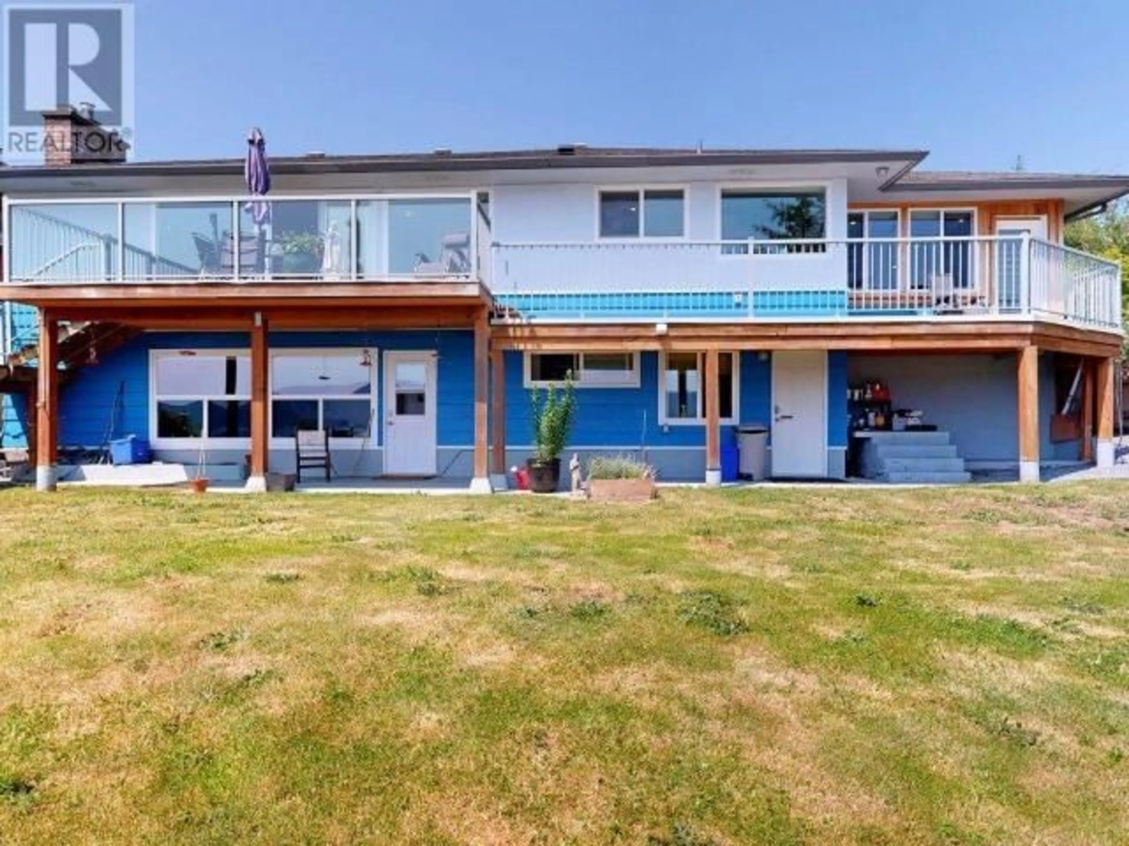 A pic from outside/outdoor area/front of a property/back of a property/a pic from drone, water/lake/river/ocean view for 9449 STITTLE ROAD, Powell River British Columbia V8A0J3