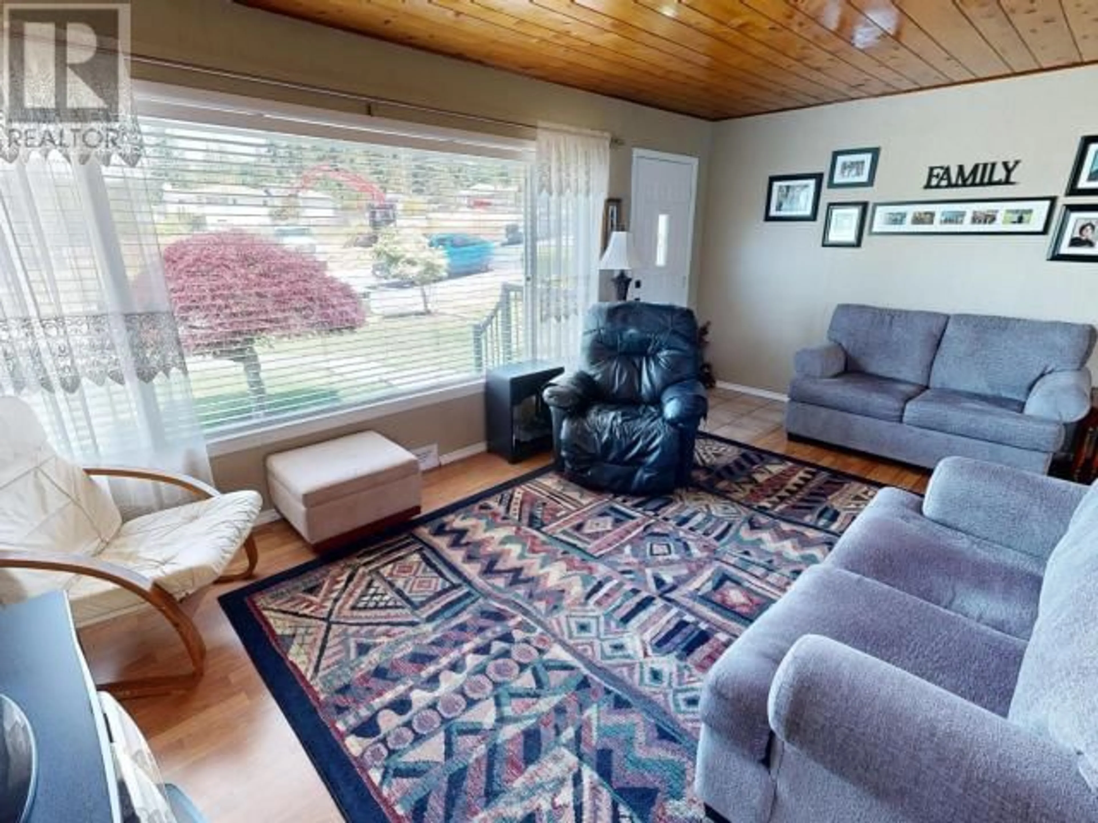 Living room with furniture, unknown for 7186 BARNET STREET, Powell River British Columbia