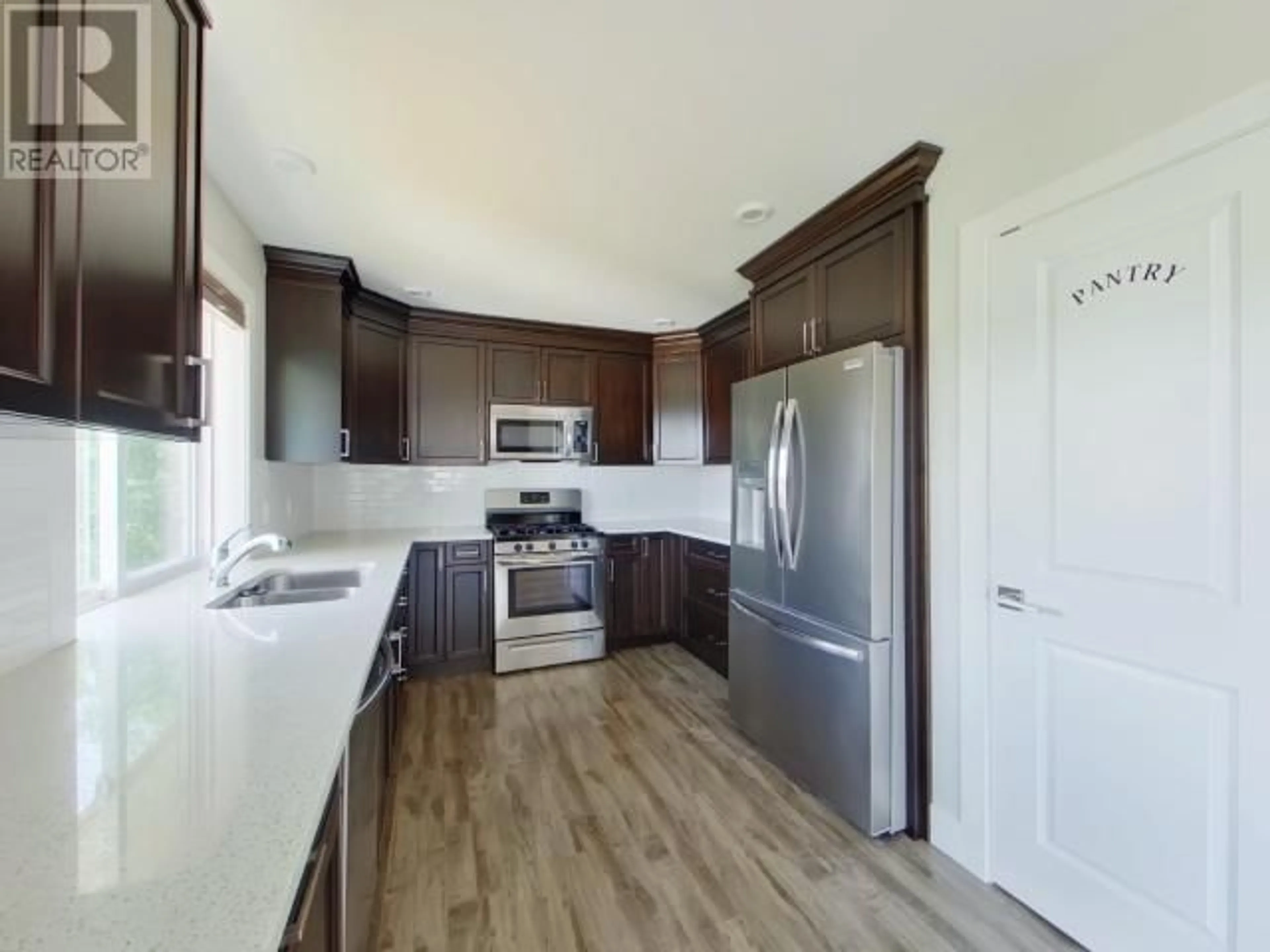 Open concept kitchen, unknown for 7251 GEORGIA CRES, Powell River British Columbia V8A5T6