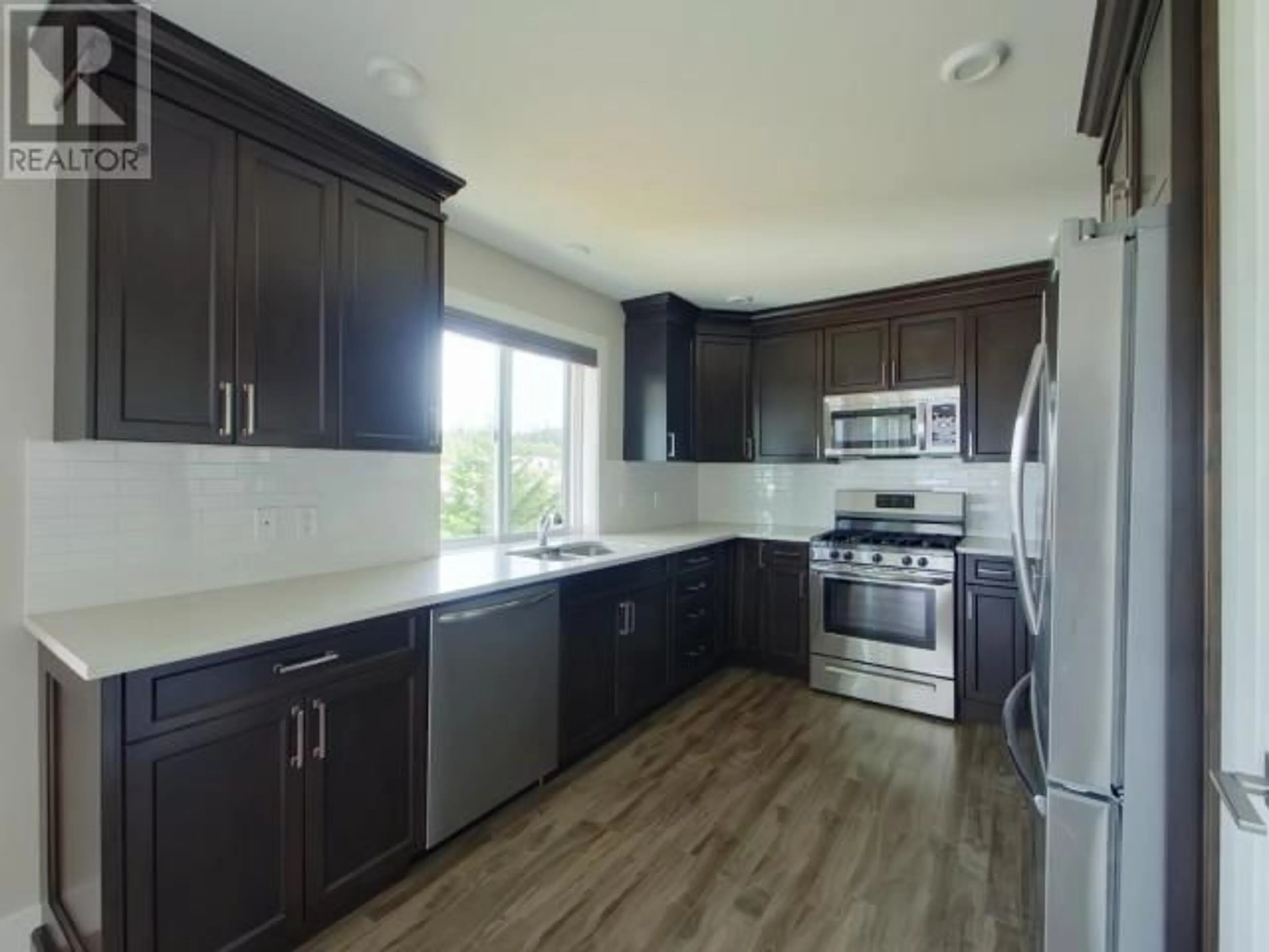 Open concept kitchen, unknown for 7251 GEORGIA CRES, Powell River British Columbia V8A5T6