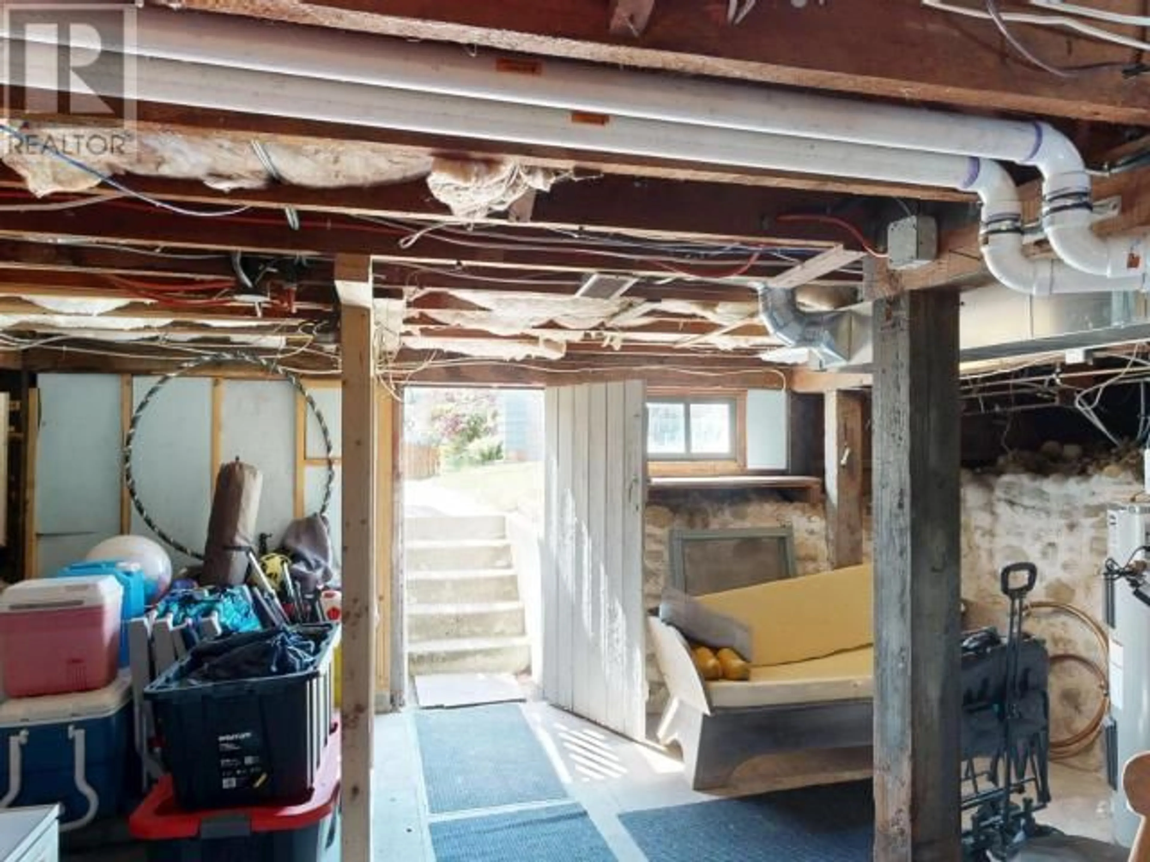 A pic of a room for 5826 ASPEN AVE, Powell River British Columbia V8A4P9