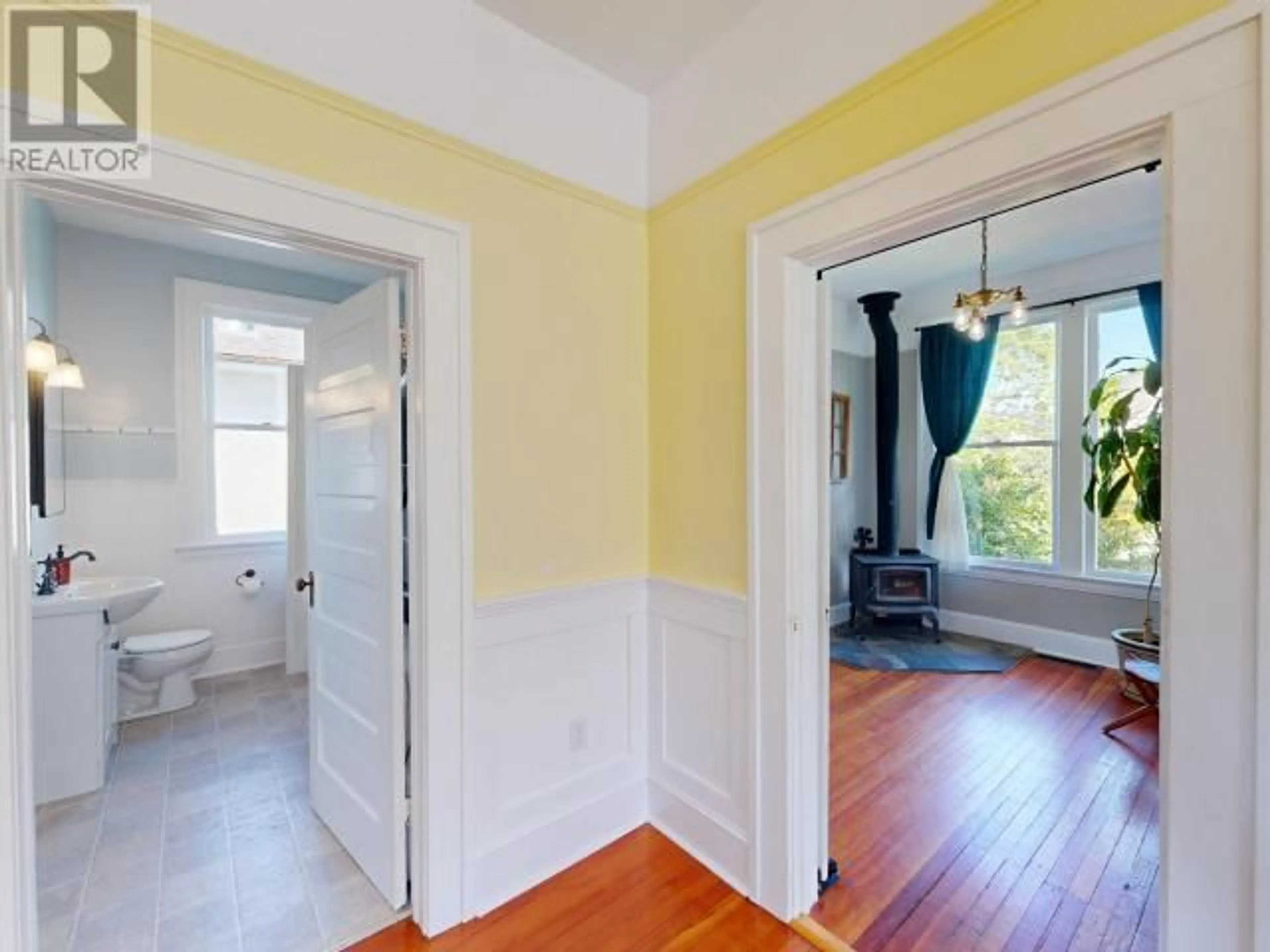 A pic of a room for 5826 ASPEN AVE, Powell River British Columbia V8A4P9