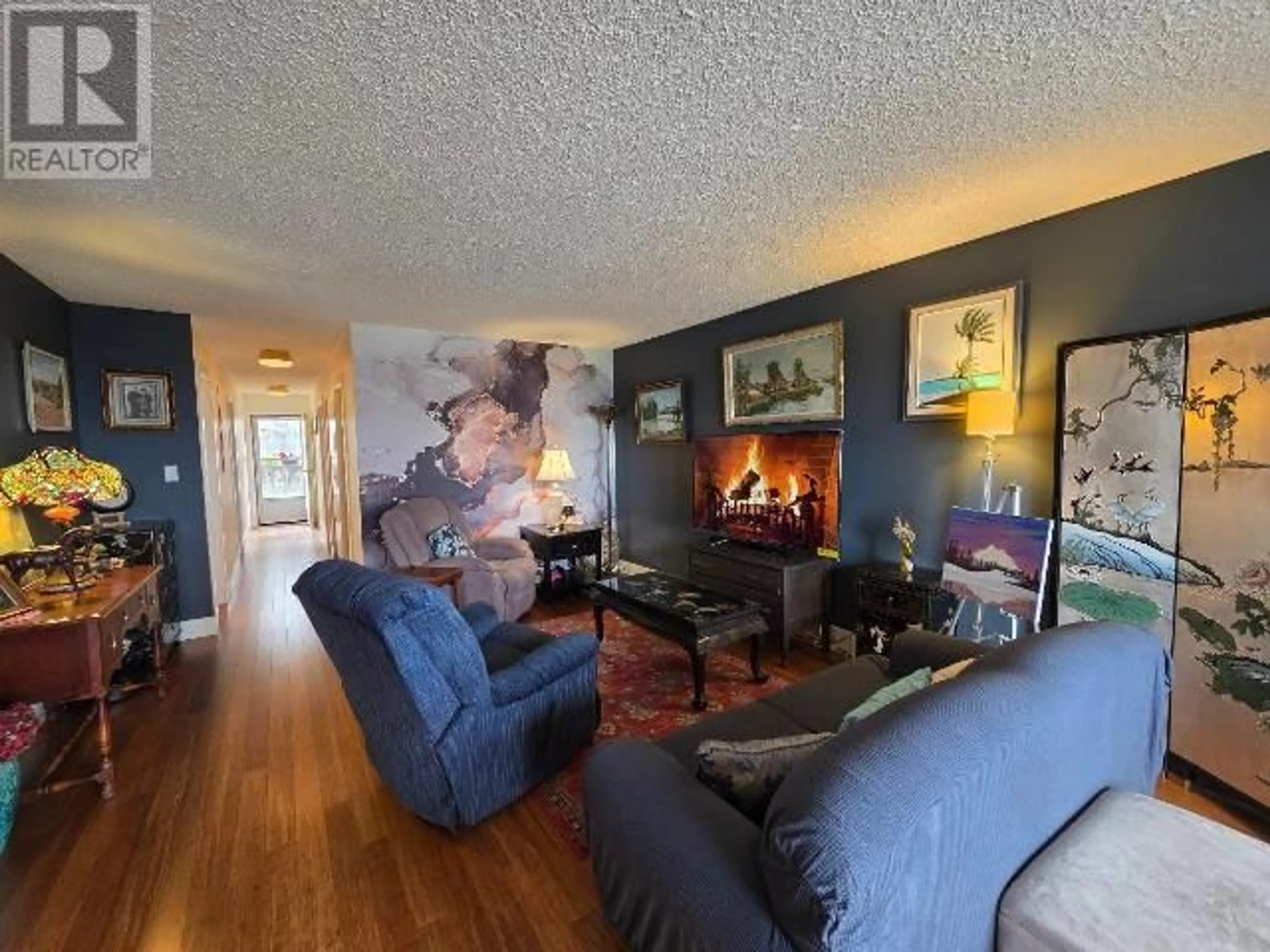 Living room with furniture, unknown for 6 - 4420 QUEBEC AVE, Powell River British Columbia V8A5L5