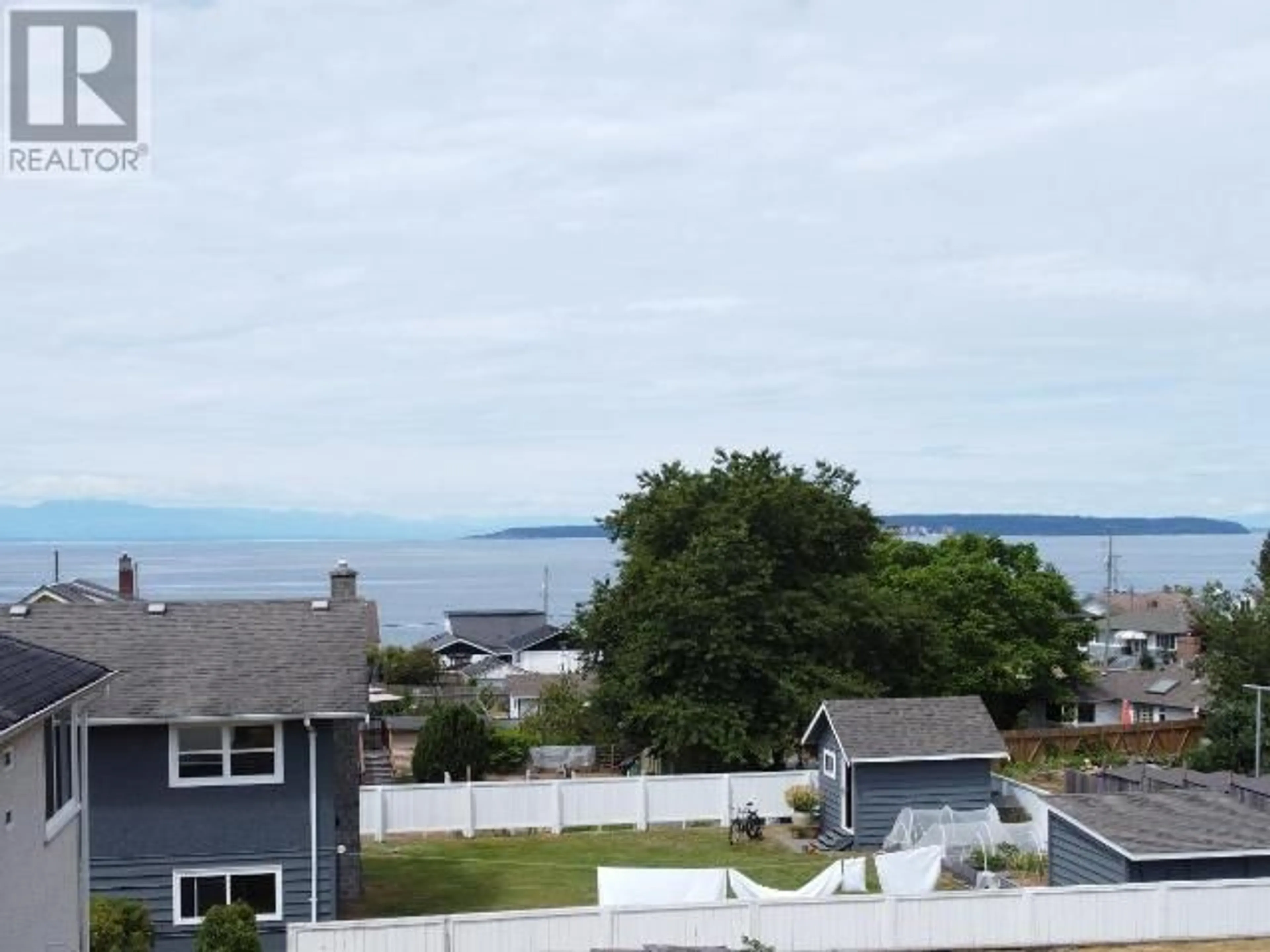 A pic from outside/outdoor area/front of a property/back of a property/a pic from drone, water/lake/river/ocean view for 6913 INVERMERE CRT, Powell River British Columbia V8A1N6