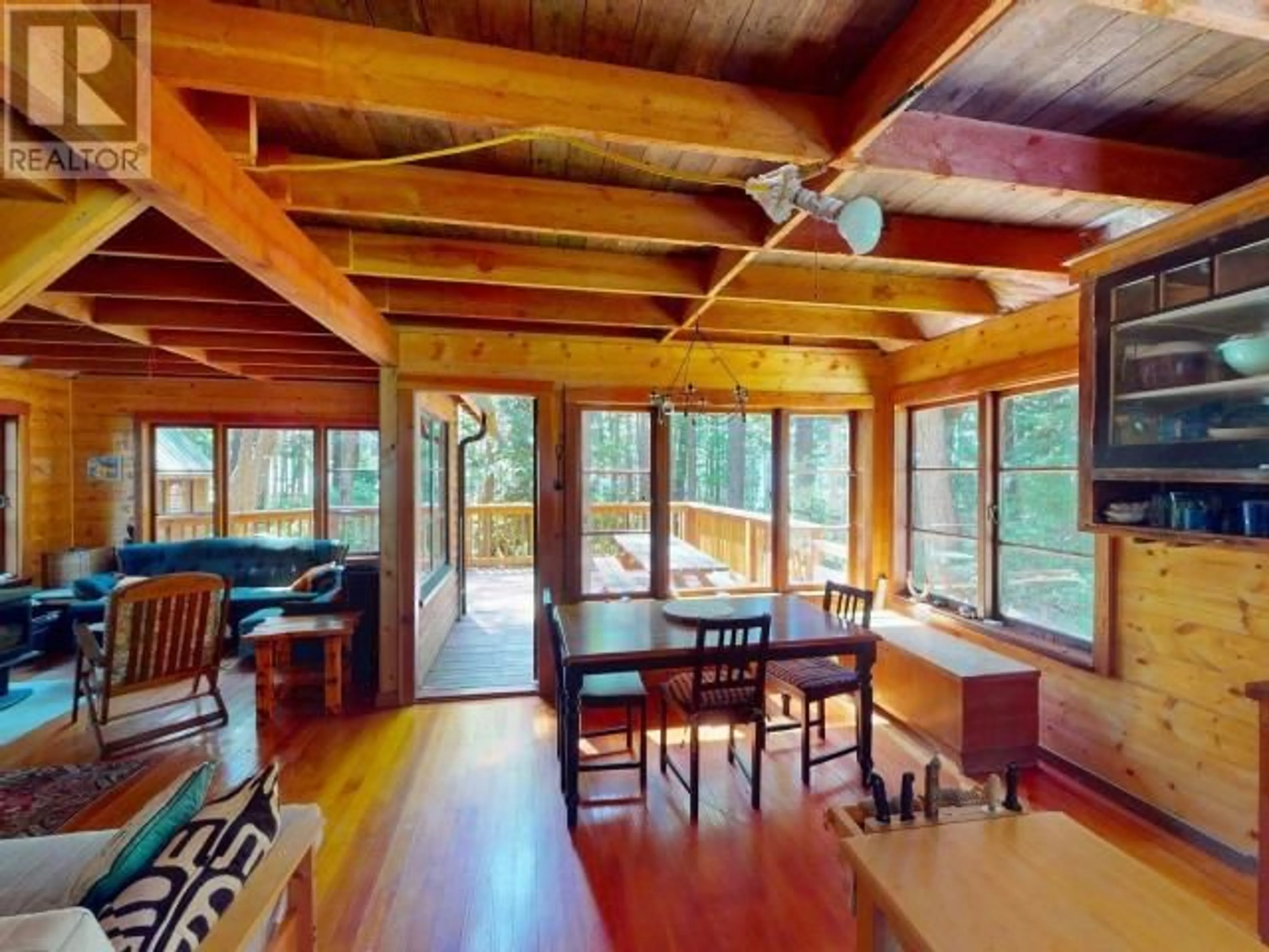 Dining room, wood/laminate floor for 1297 TENNYSON RD, Savary Island British Columbia