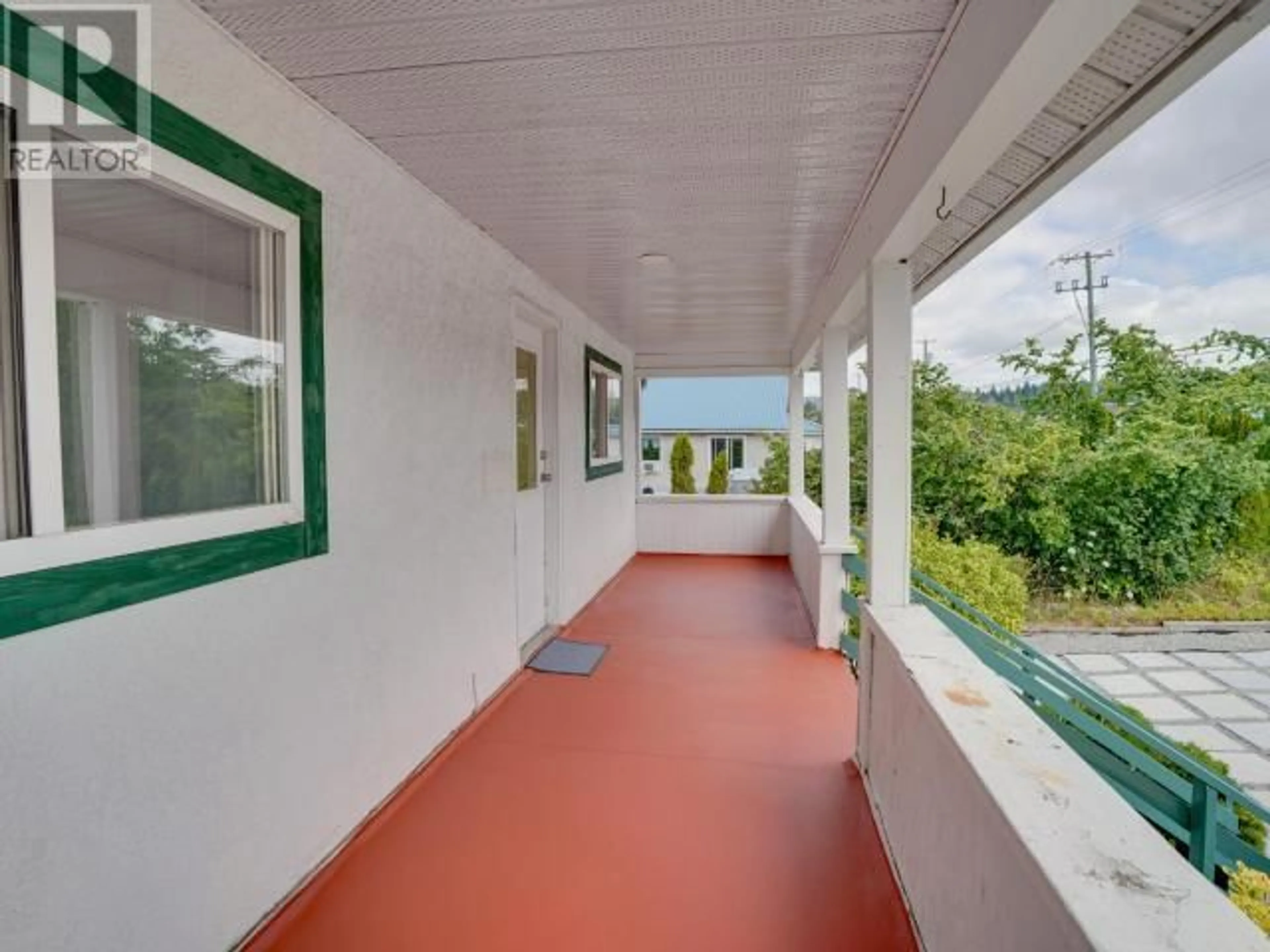 Patio, street for 4279 JOYCE AVE, Powell River British Columbia V8A2Z9