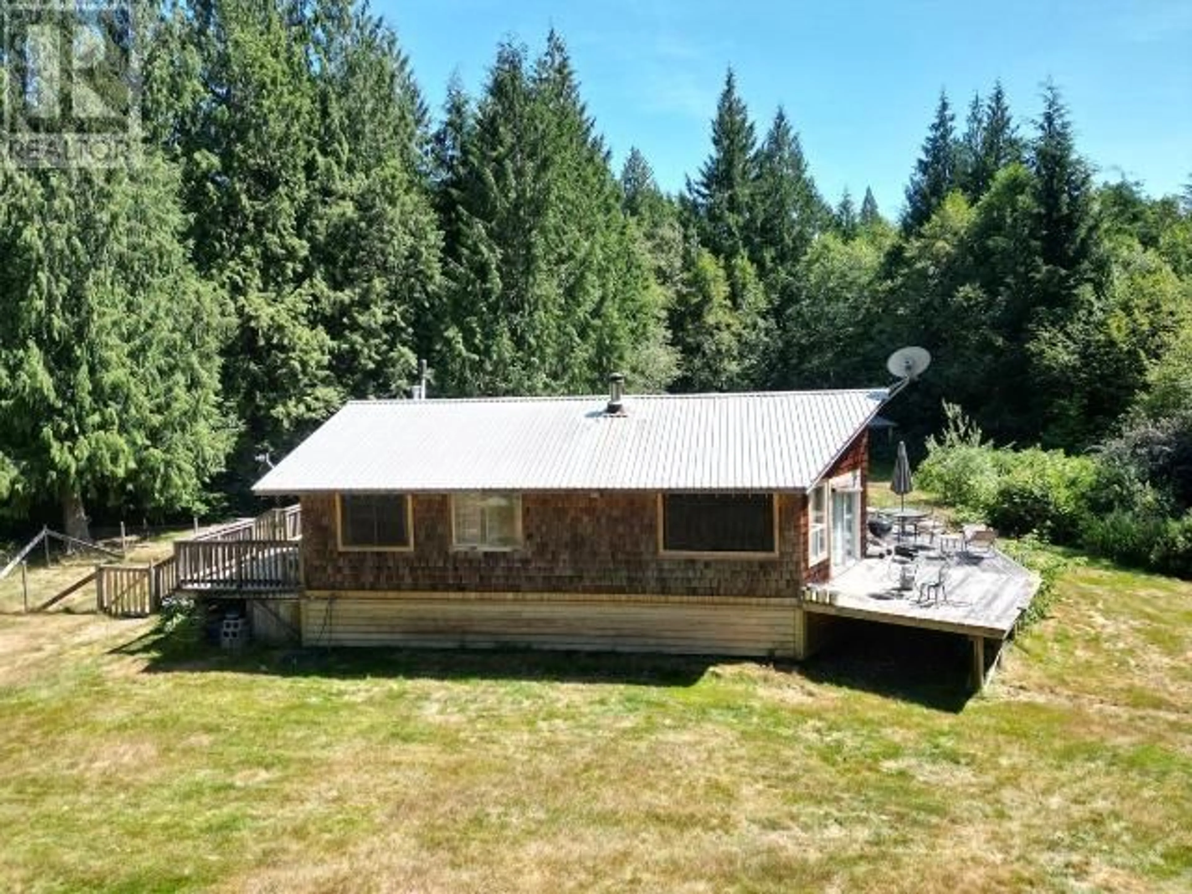 A pic from outside/outdoor area/front of a property/back of a property/a pic from drone, unknown for 6000 DEIGHTON CREEK ROAD, Powell River British Columbia V8A0G8