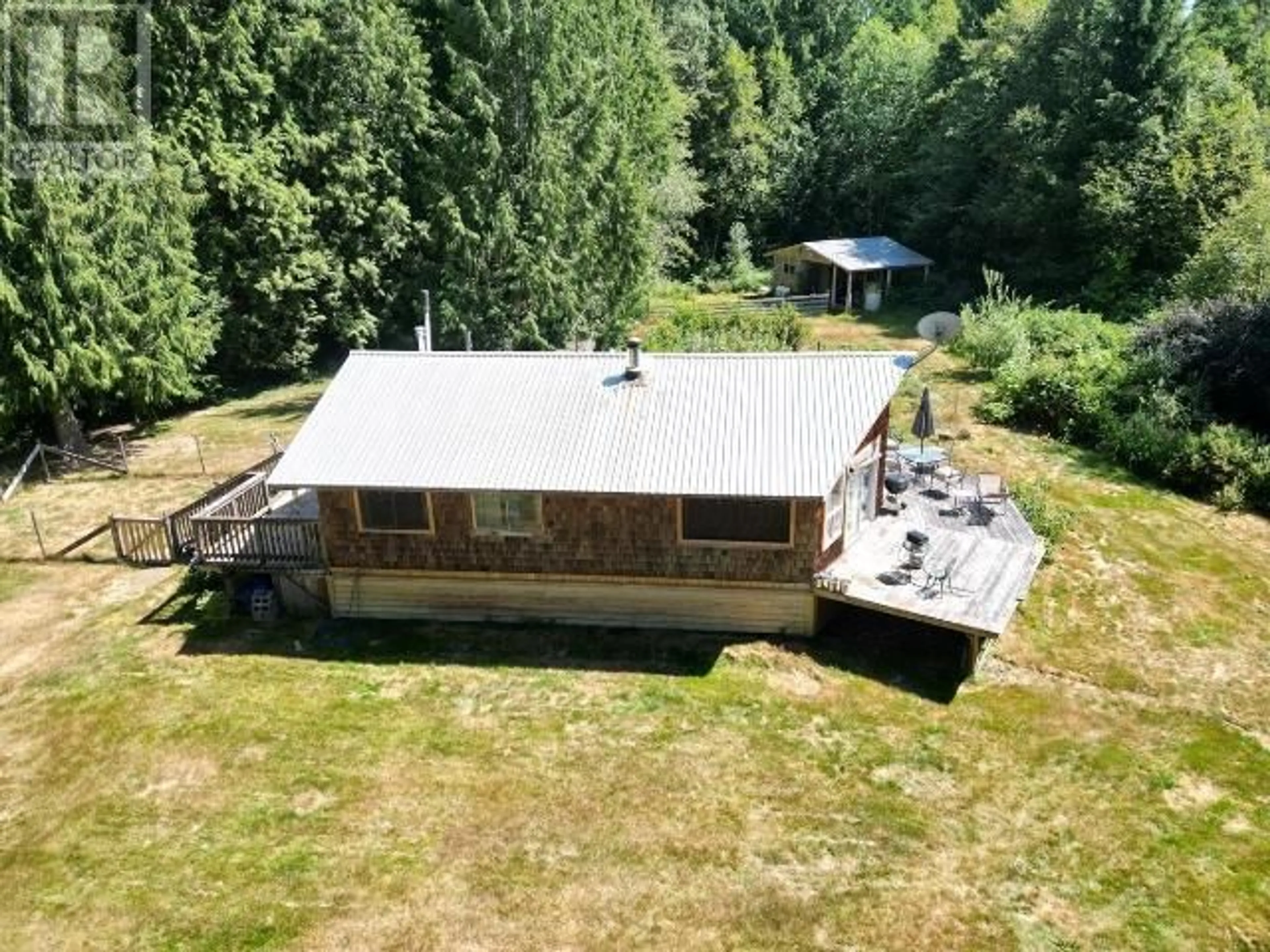 A pic from outside/outdoor area/front of a property/back of a property/a pic from drone, unknown for 6000 DEIGHTON CREEK ROAD, Powell River British Columbia V8A0G8