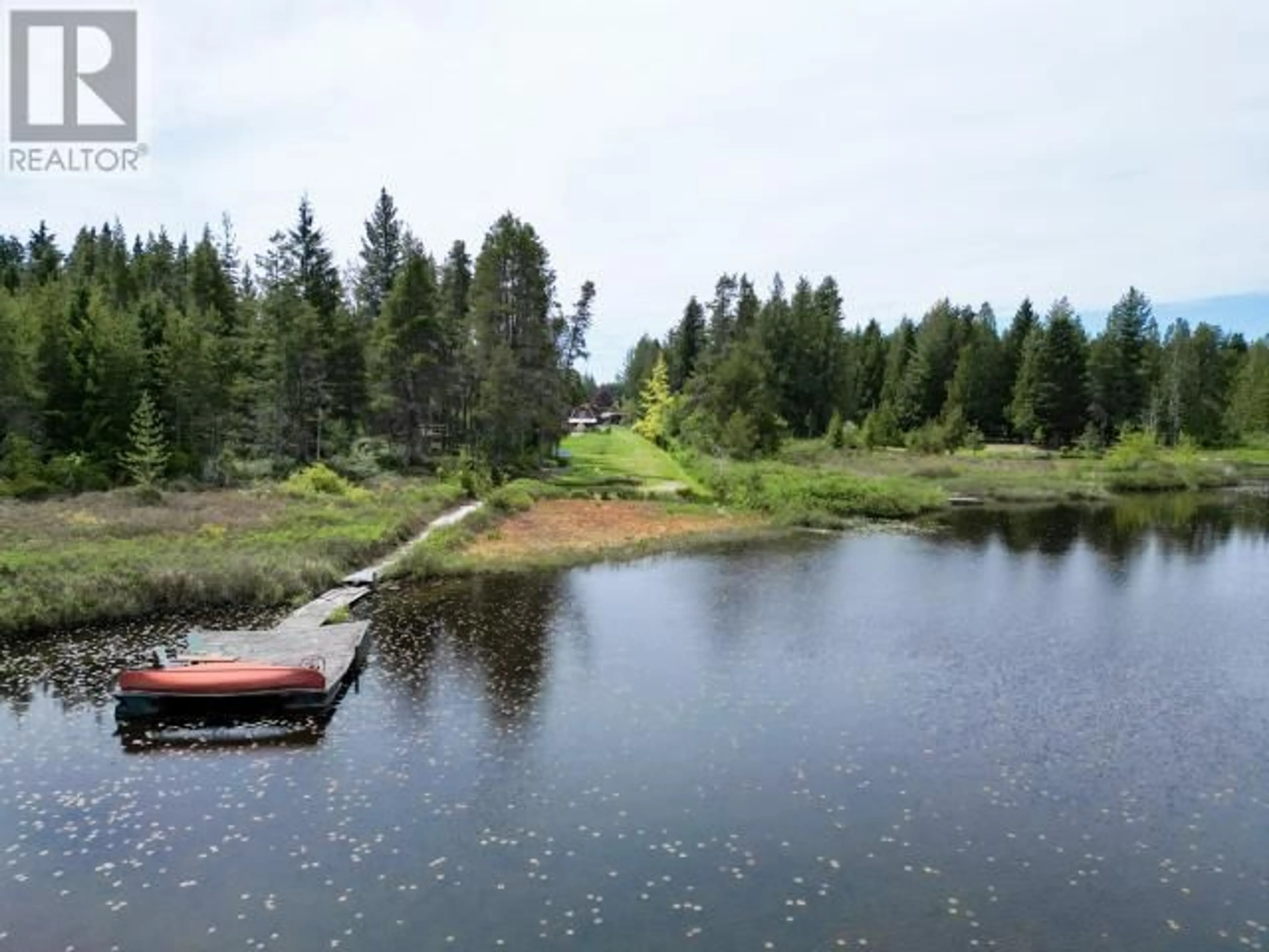 A pic from outside/outdoor area/front of a property/back of a property/a pic from drone, water/lake/river/ocean view for 5366 MANSON AVE, Powell River British Columbia V8A3P4