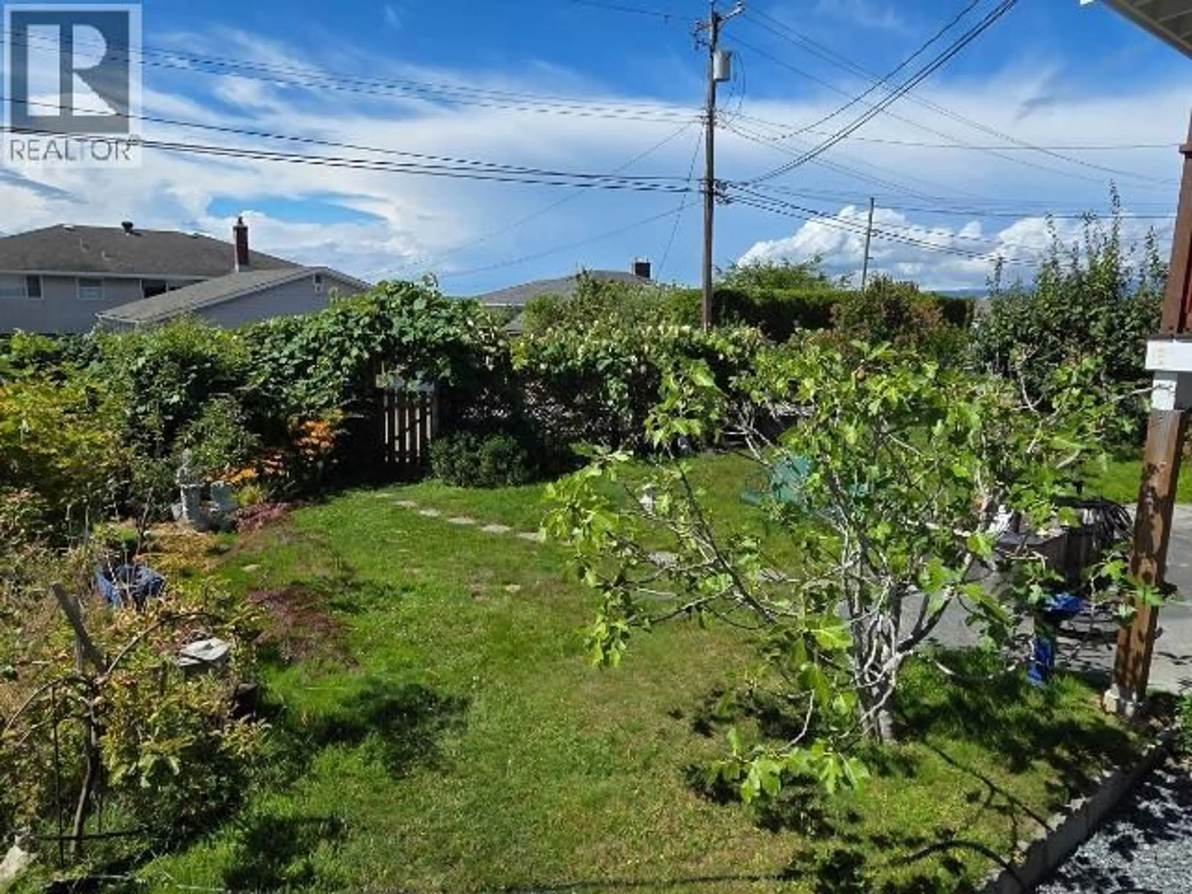 A pic from outside/outdoor area/front of a property/back of a property/a pic from drone, forest/trees view for 4007 JOYCE AVE, Powell River British Columbia V8A2Z4
