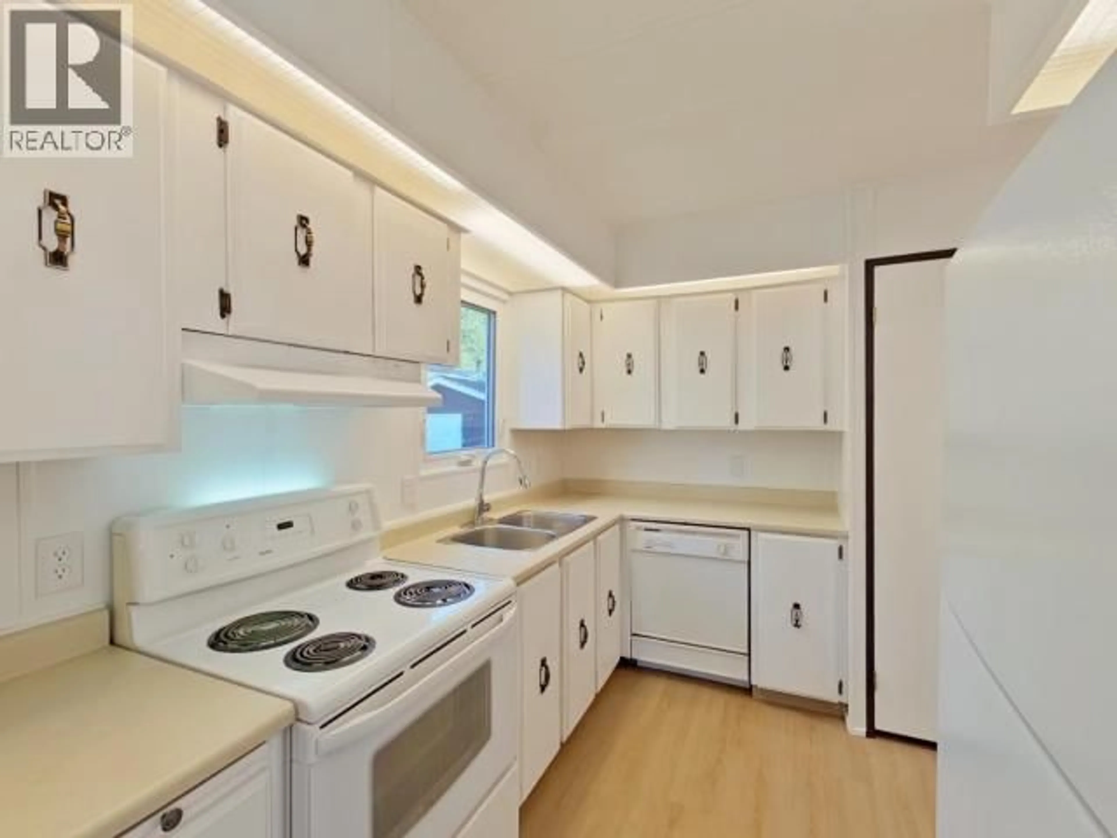 Unknown for 47 - 6271 MCANDREW AVE, Powell River British Columbia V8A5G8