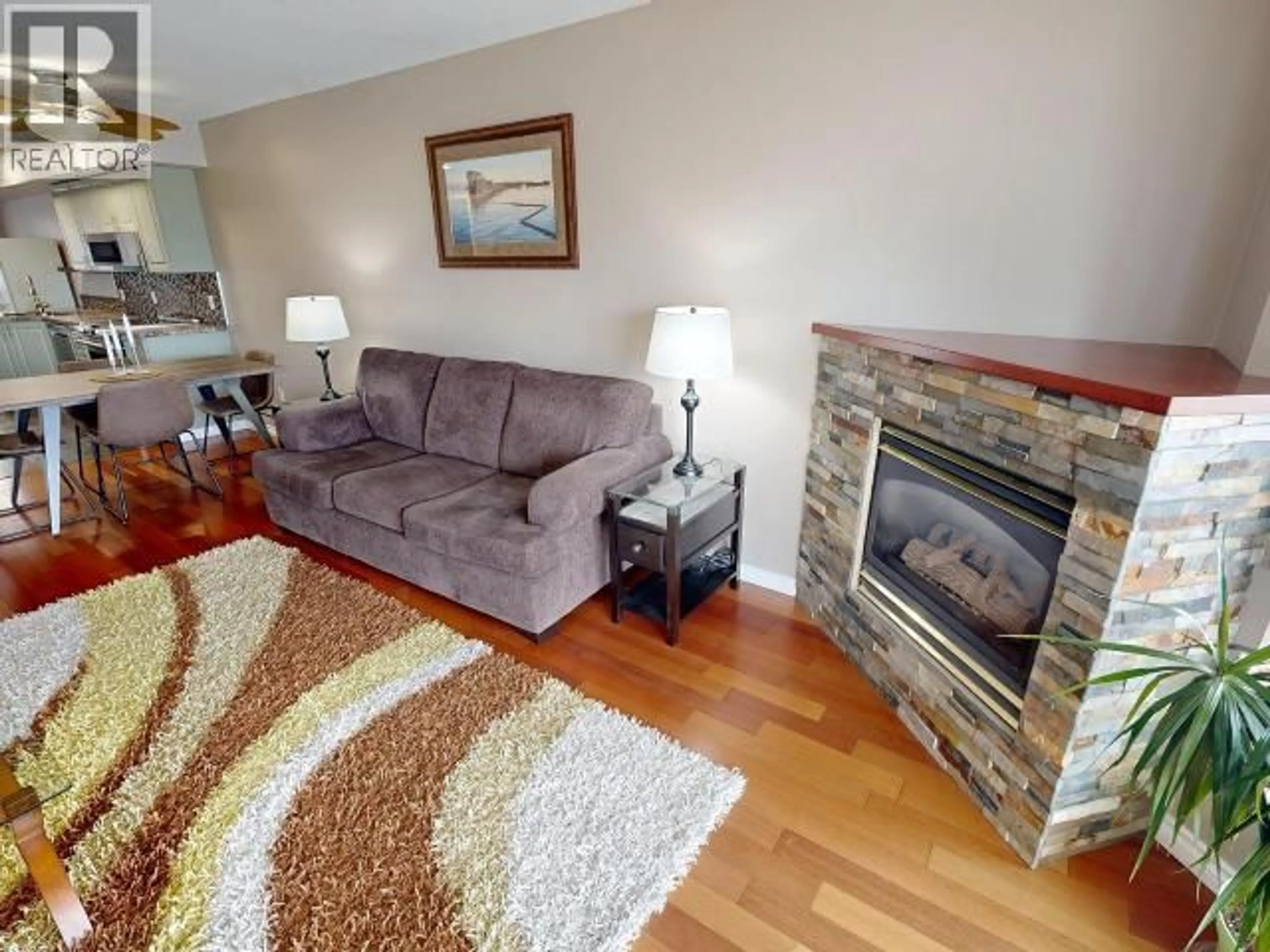Living room with furniture, unknown for 203 - 4510 WILLINGDON AVE, Powell River British Columbia V8A2M8