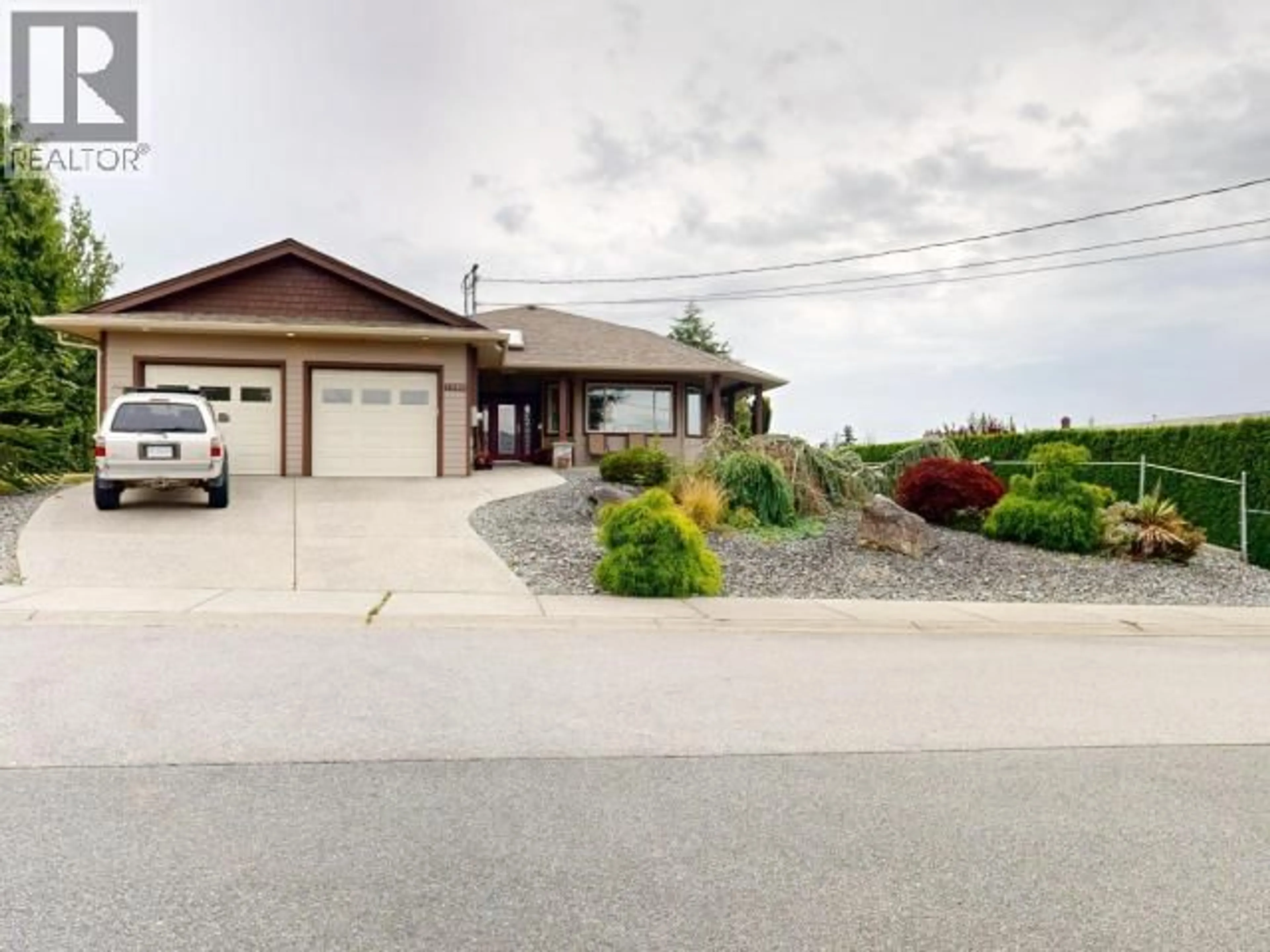 A pic from outside/outdoor area/front of a property/back of a property/a pic from drone, street for 7216 GALIANO, Powell River British Columbia V8A0A4
