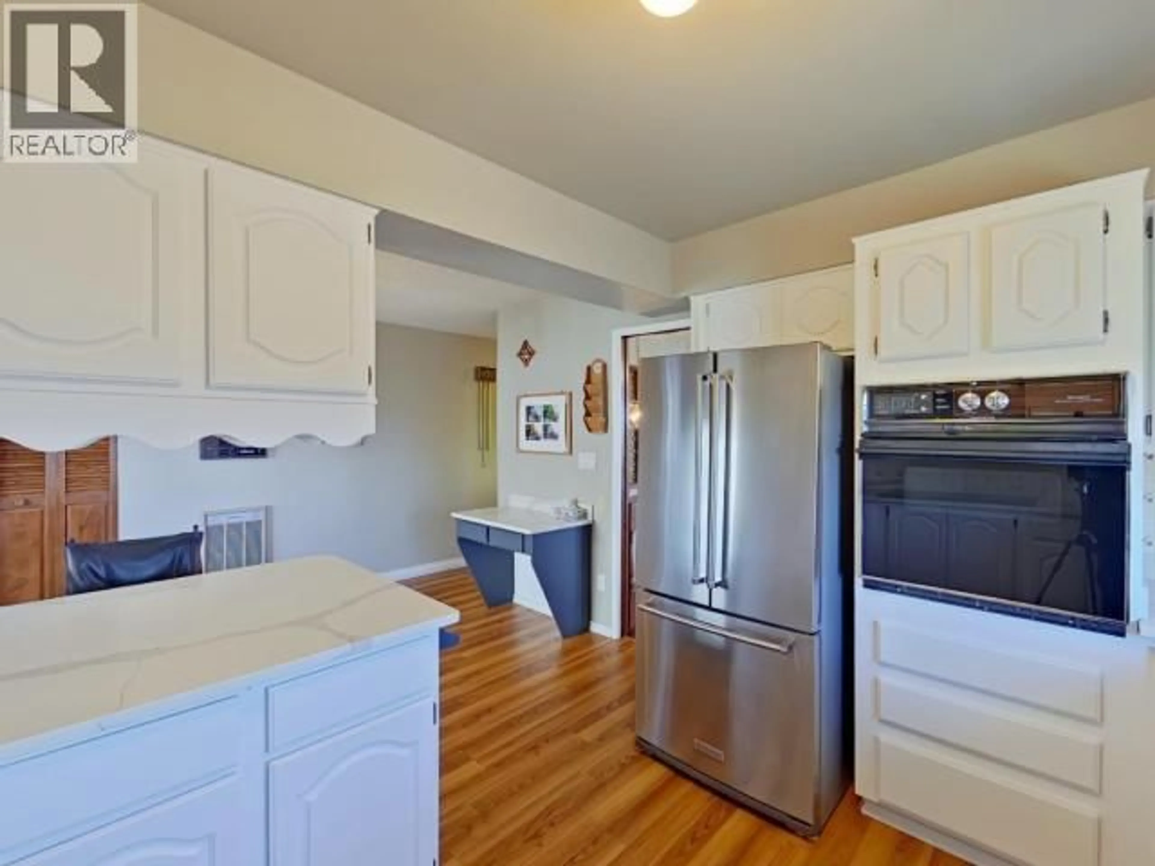 Unknown for 3826 TRAIL PLACE, Powell River British Columbia