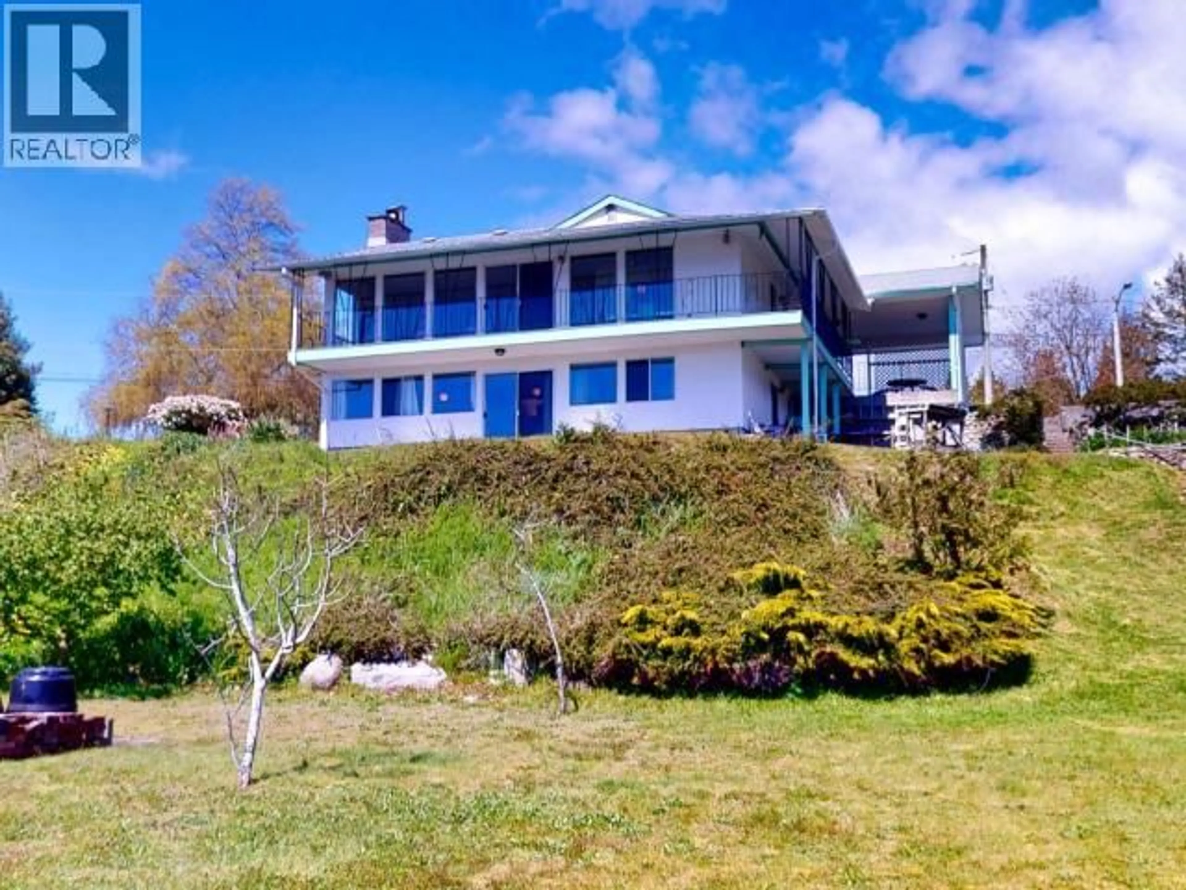 A pic from outside/outdoor area/front of a property/back of a property/a pic from drone, water/lake/river/ocean view for 2246 PHILLIPS ROAD, Powell River British Columbia V8A0L6