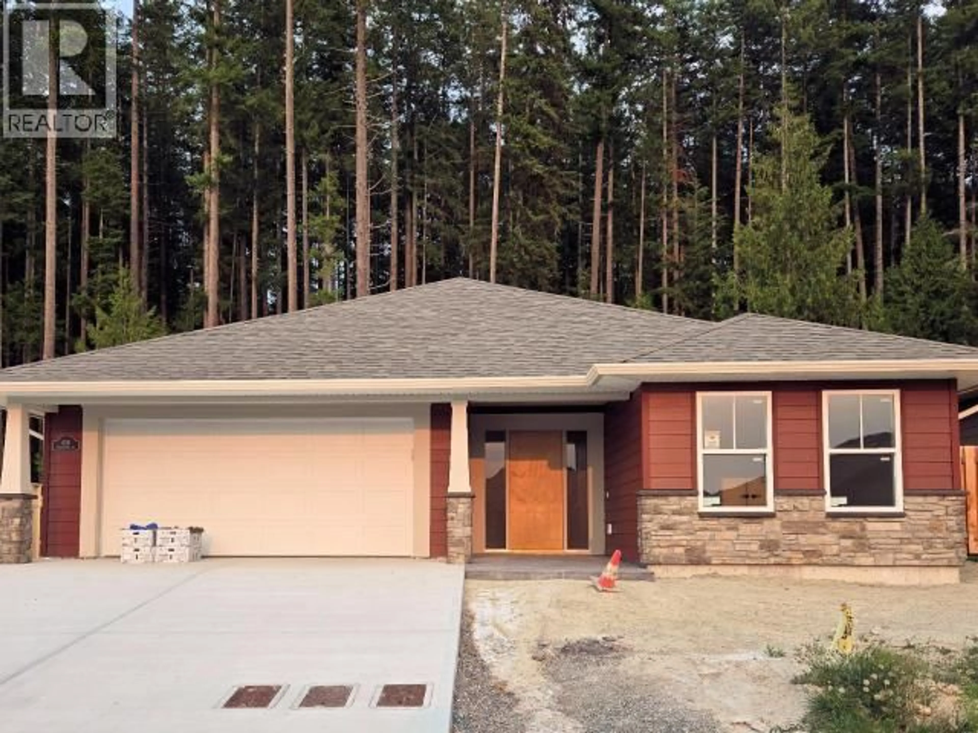 Home with brick exterior material, unknown for 4110 BEAUSEJOUR AVENUE, Powell River British Columbia V8A0A8