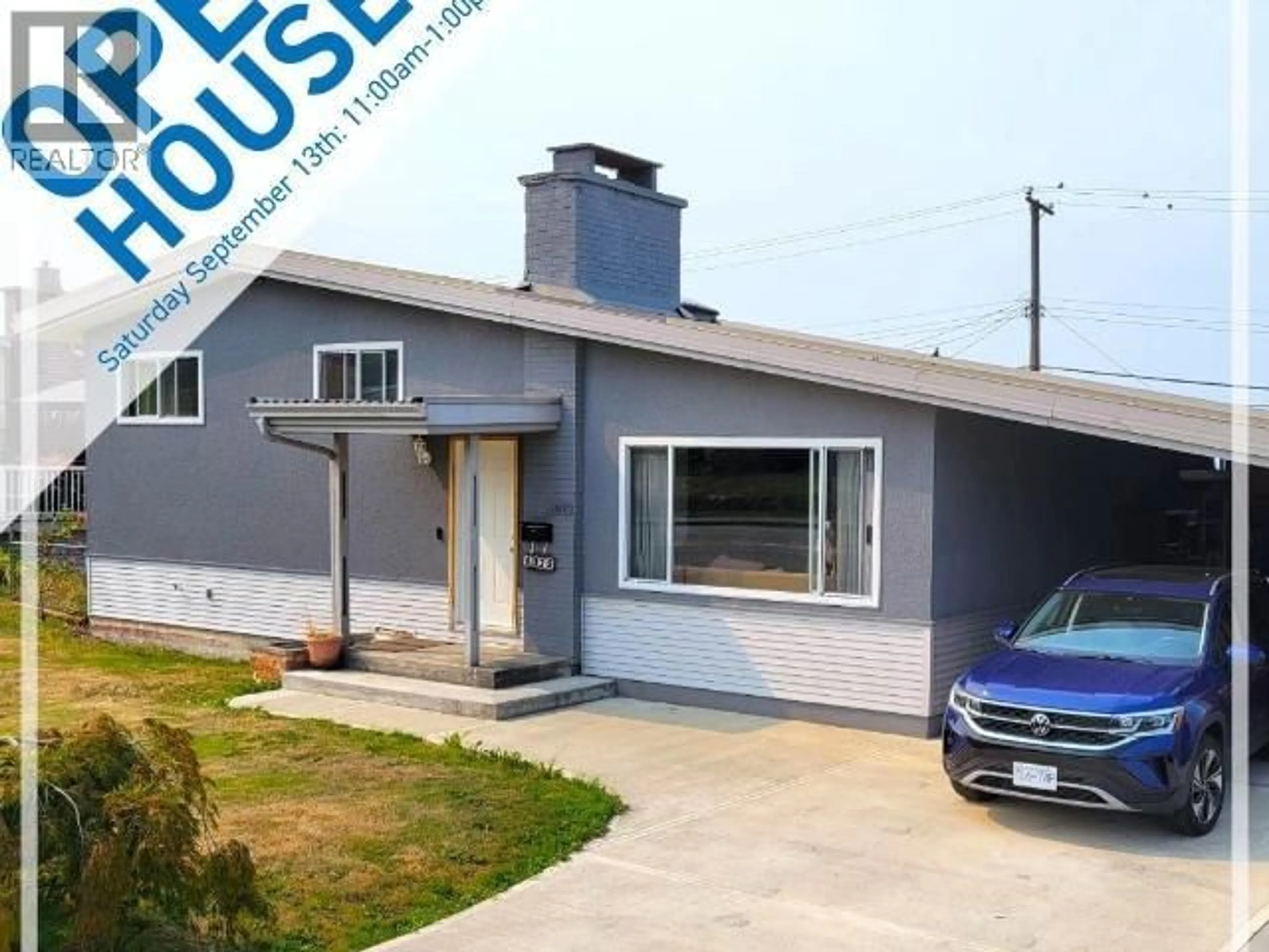 Home with vinyl exterior material, street for 4029 JOYCE AVE, Powell River British Columbia V8A2Z4