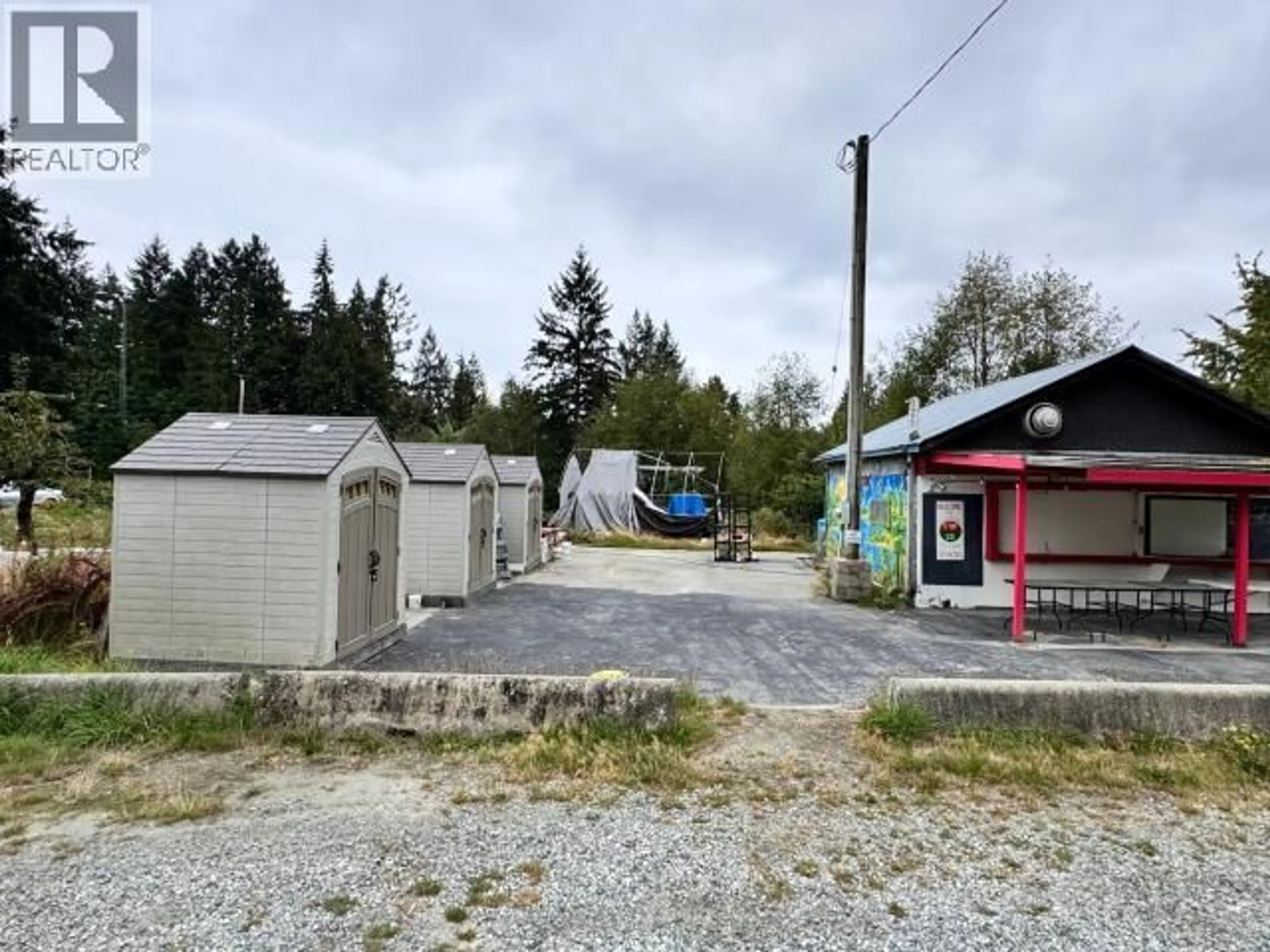 A pic from outside/outdoor area/front of a property/back of a property/a pic from drone, street for 15029 HIGHWAY 101, Powell River British Columbia V8A0N2