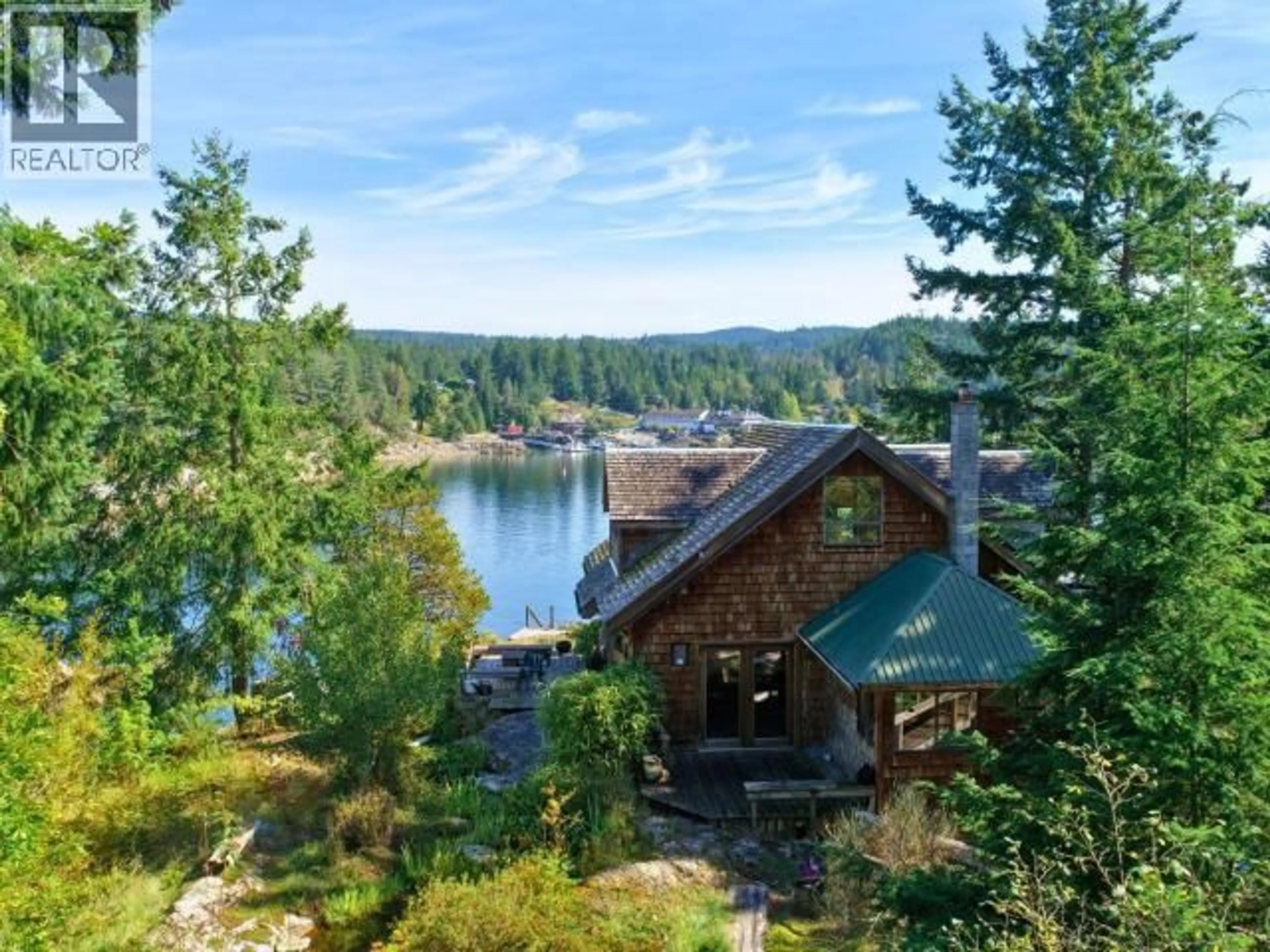 A pic from outside/outdoor area/front of a property/back of a property/a pic from drone, water/lake/river/ocean view for 9836 SEVILLA ISLAND, Powell River British Columbia V0N2G0