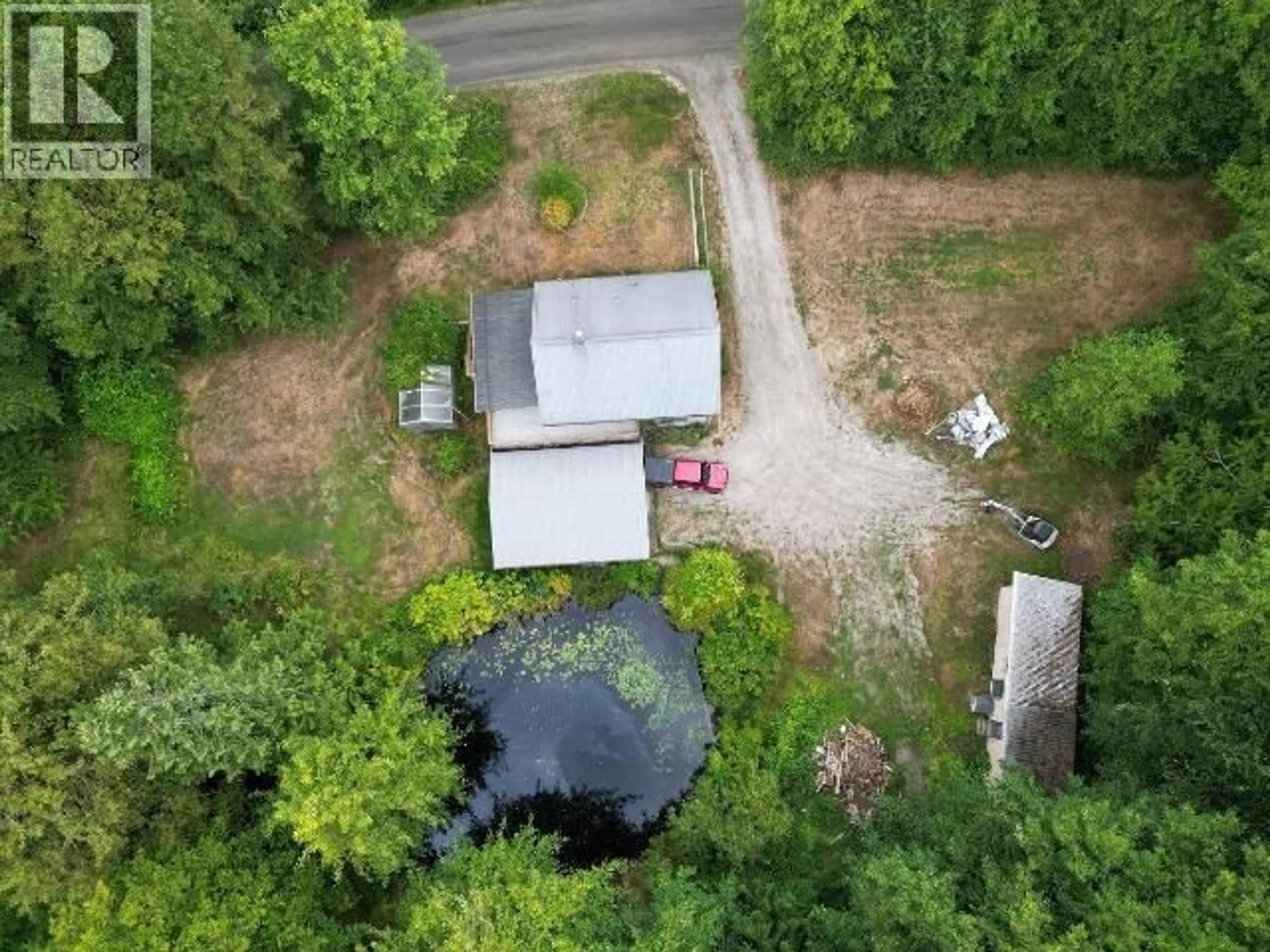 A pic from outside/outdoor area/front of a property/back of a property/a pic from drone, unknown for 4849 TOMKINSON ROAD, Powell River British Columbia V8A0C5