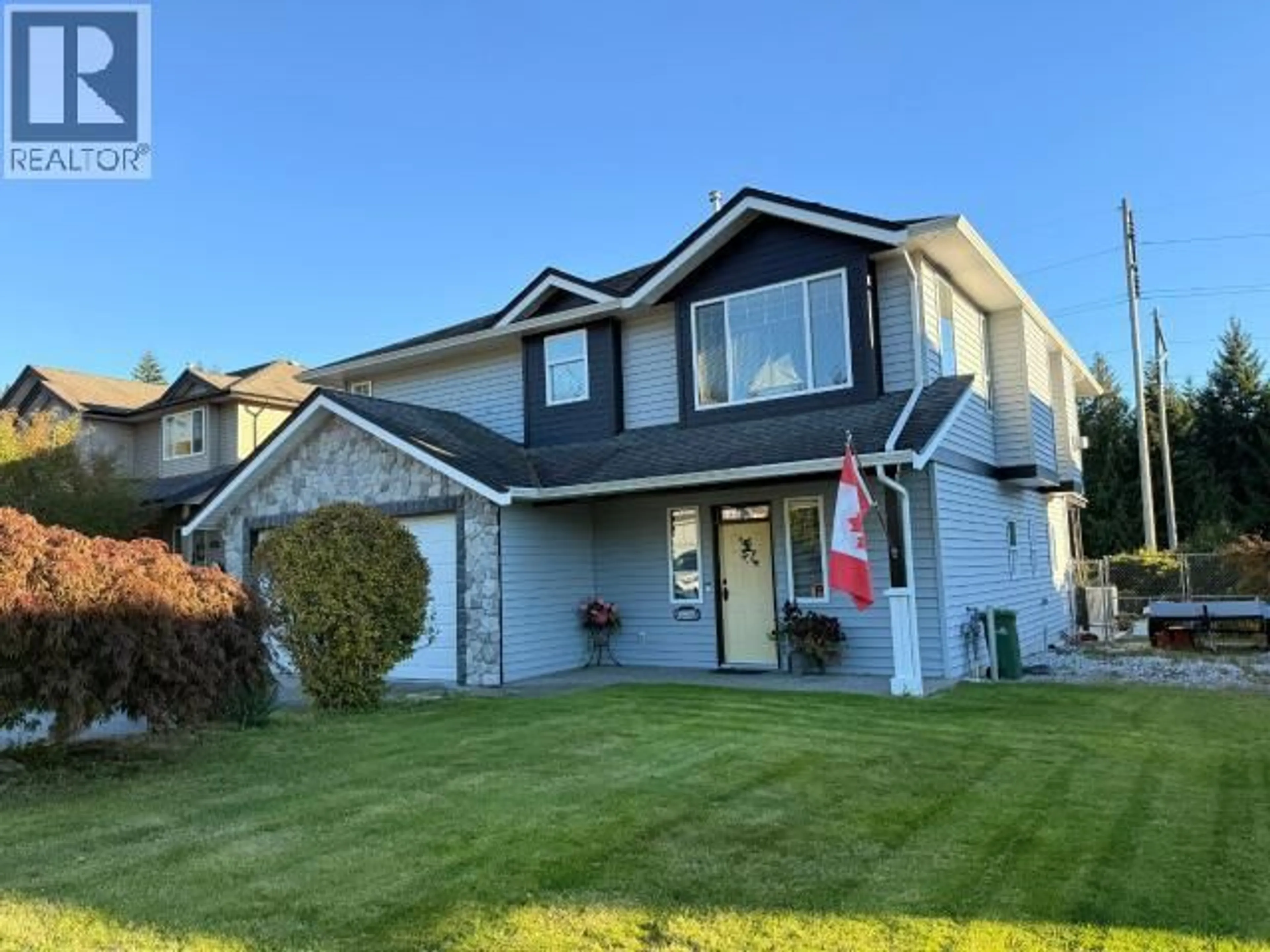Home with vinyl exterior material, street for 7224 TOBA STREET, Powell River British Columbia V8A5M7