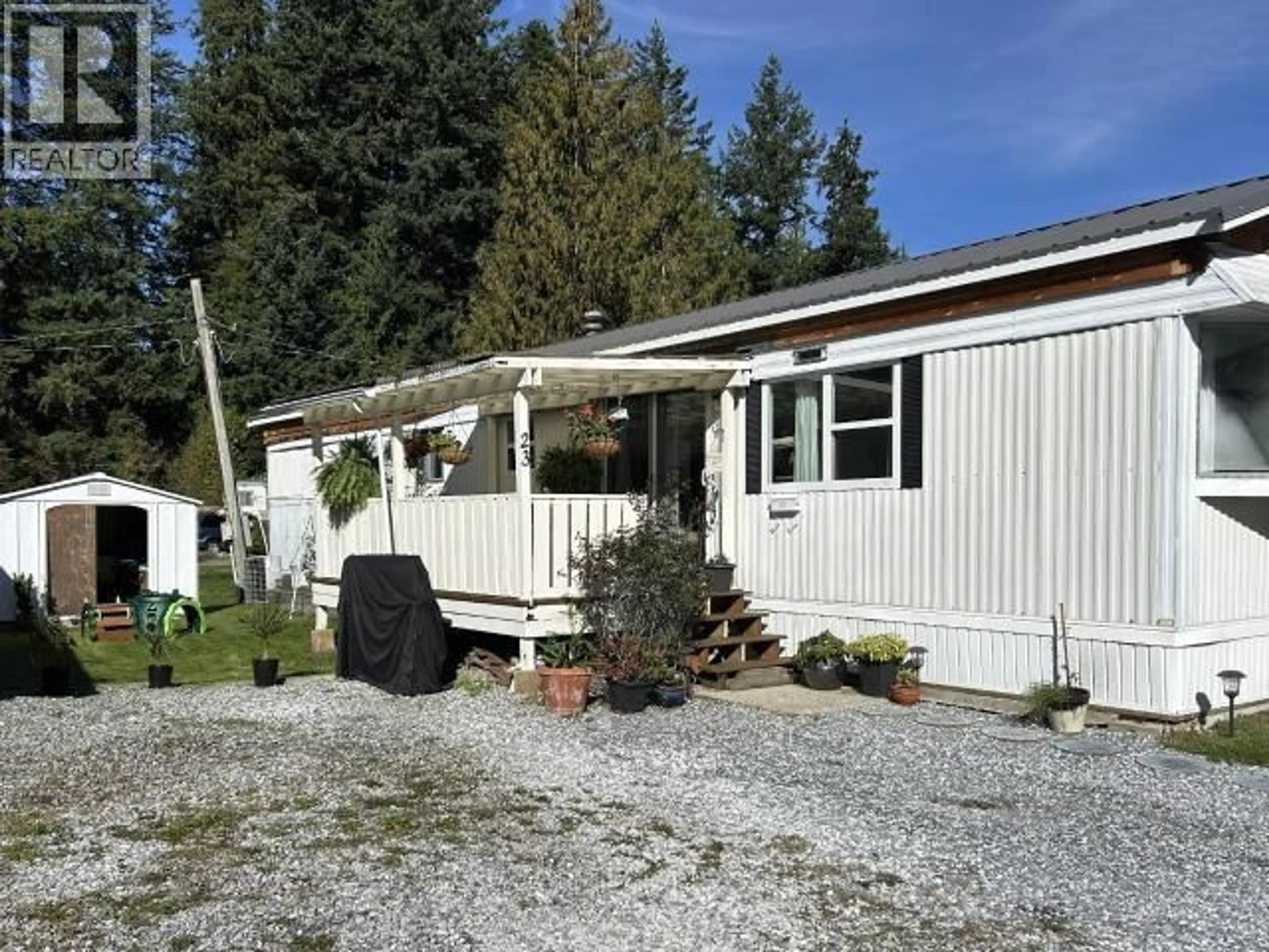 Home with vinyl exterior material, unknown for 23-5455 BORDEN PLACE, Powell River British Columbia V8A3W1
