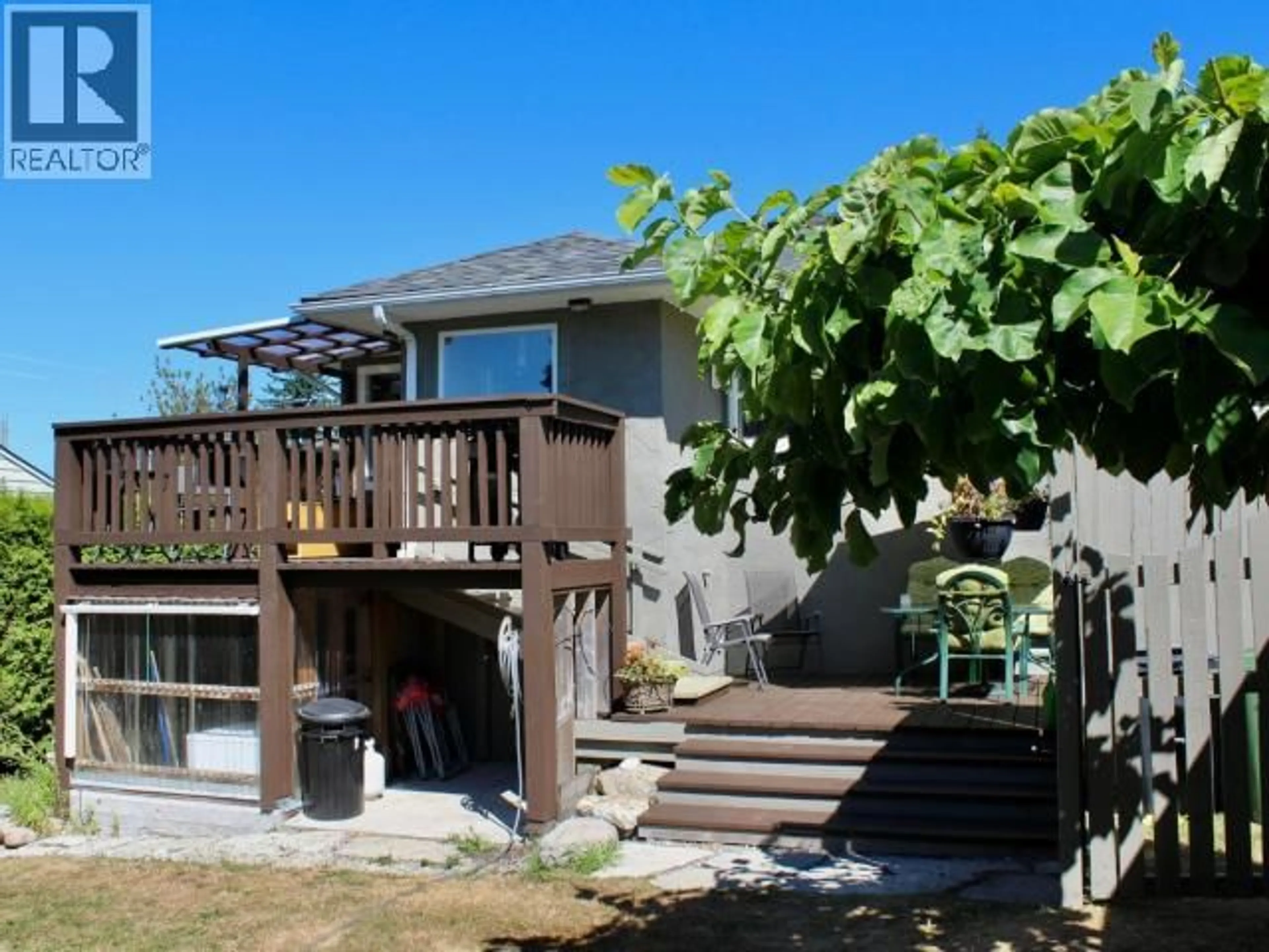 Patio, water/lake/river/ocean view for 6954 HAMMOND STREET, Powell River British Columbia V8A1R4