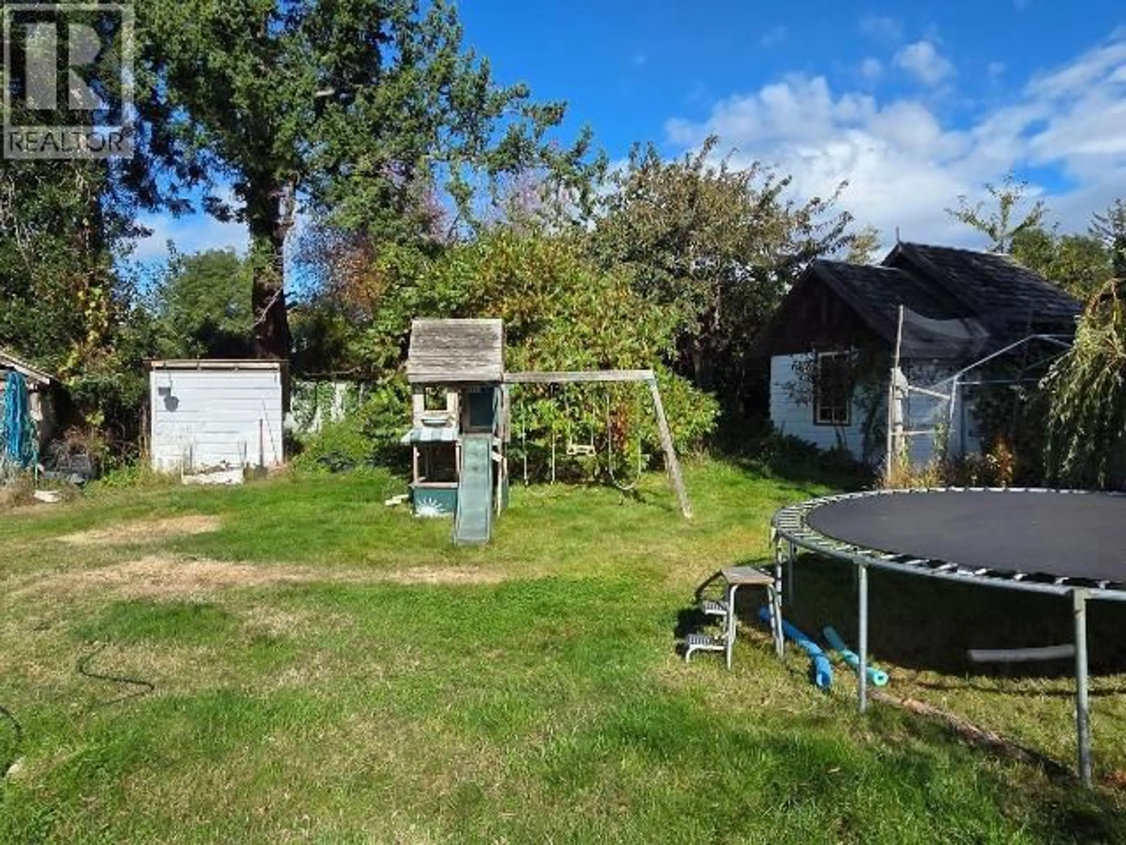 Shed for 4570 MICHIGAN AVE, Powell River British Columbia V8A2S8