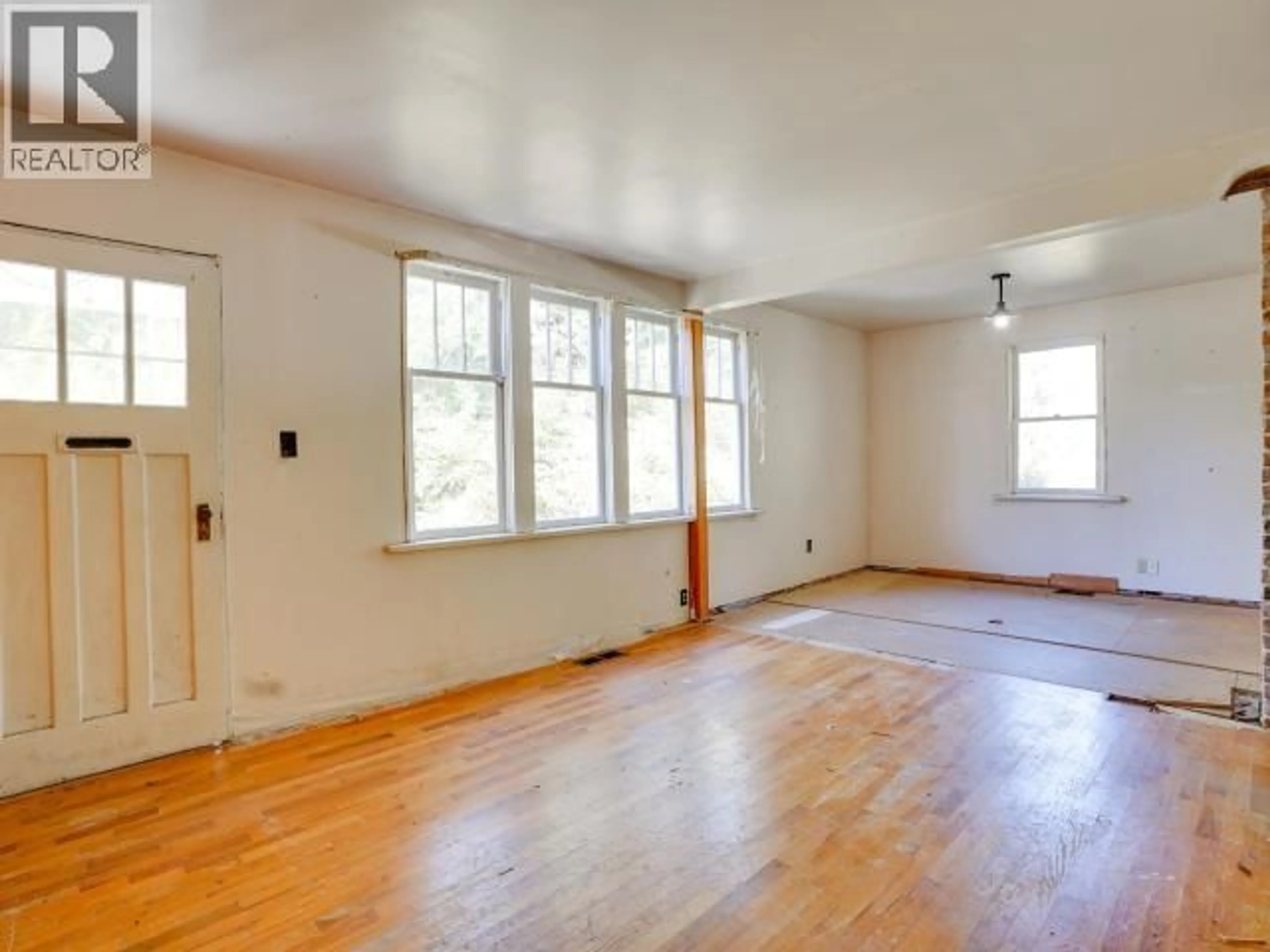 A pic of a room for 6338 JONCAS PLACE, Powell River British Columbia