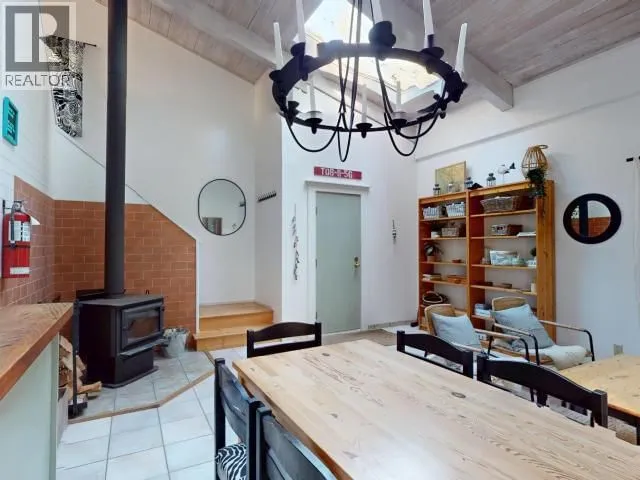 2742 VANCOUVER BLVD, Savary Island 5